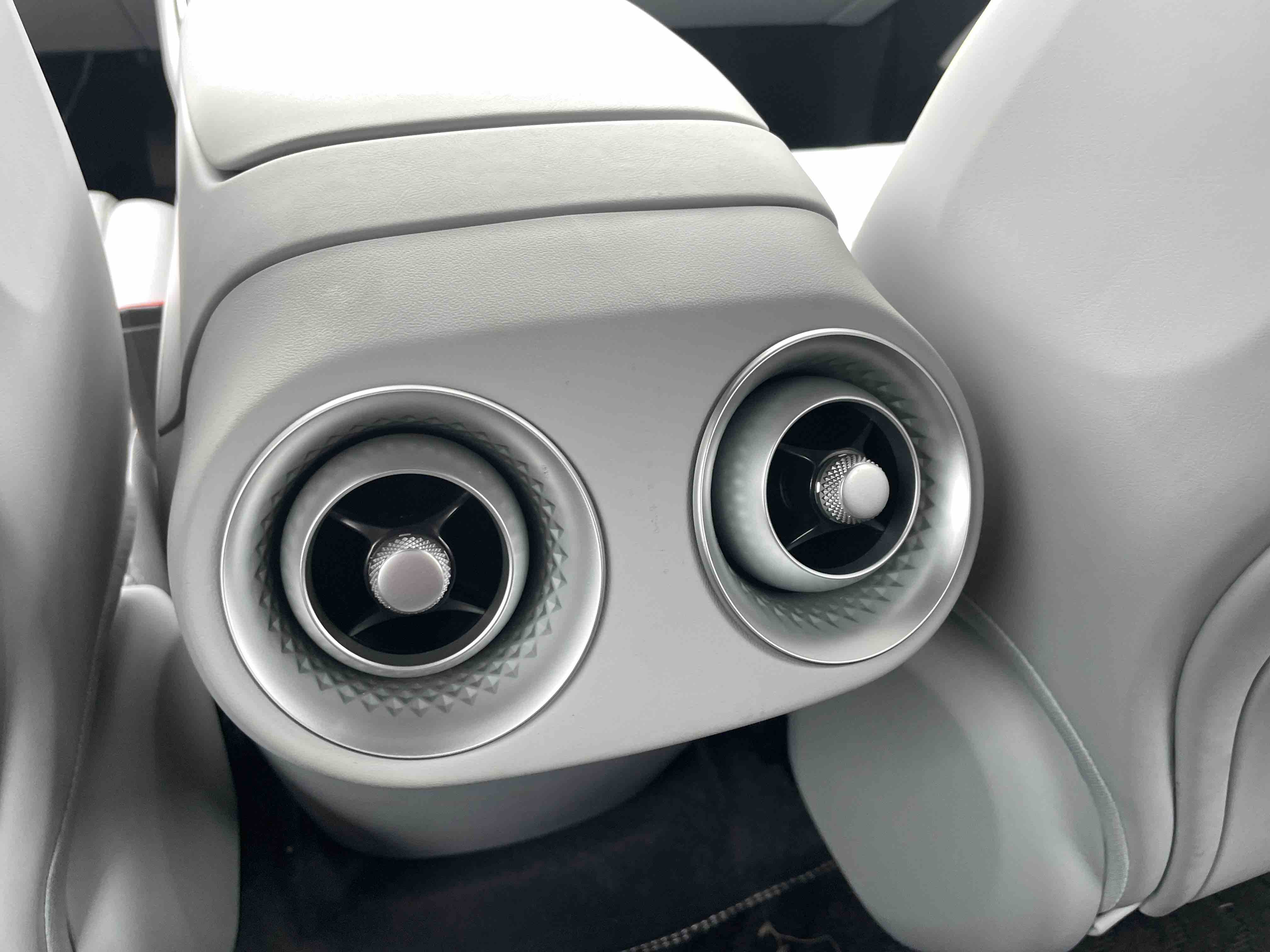 Avatr 11 2024 imagem de carro #17