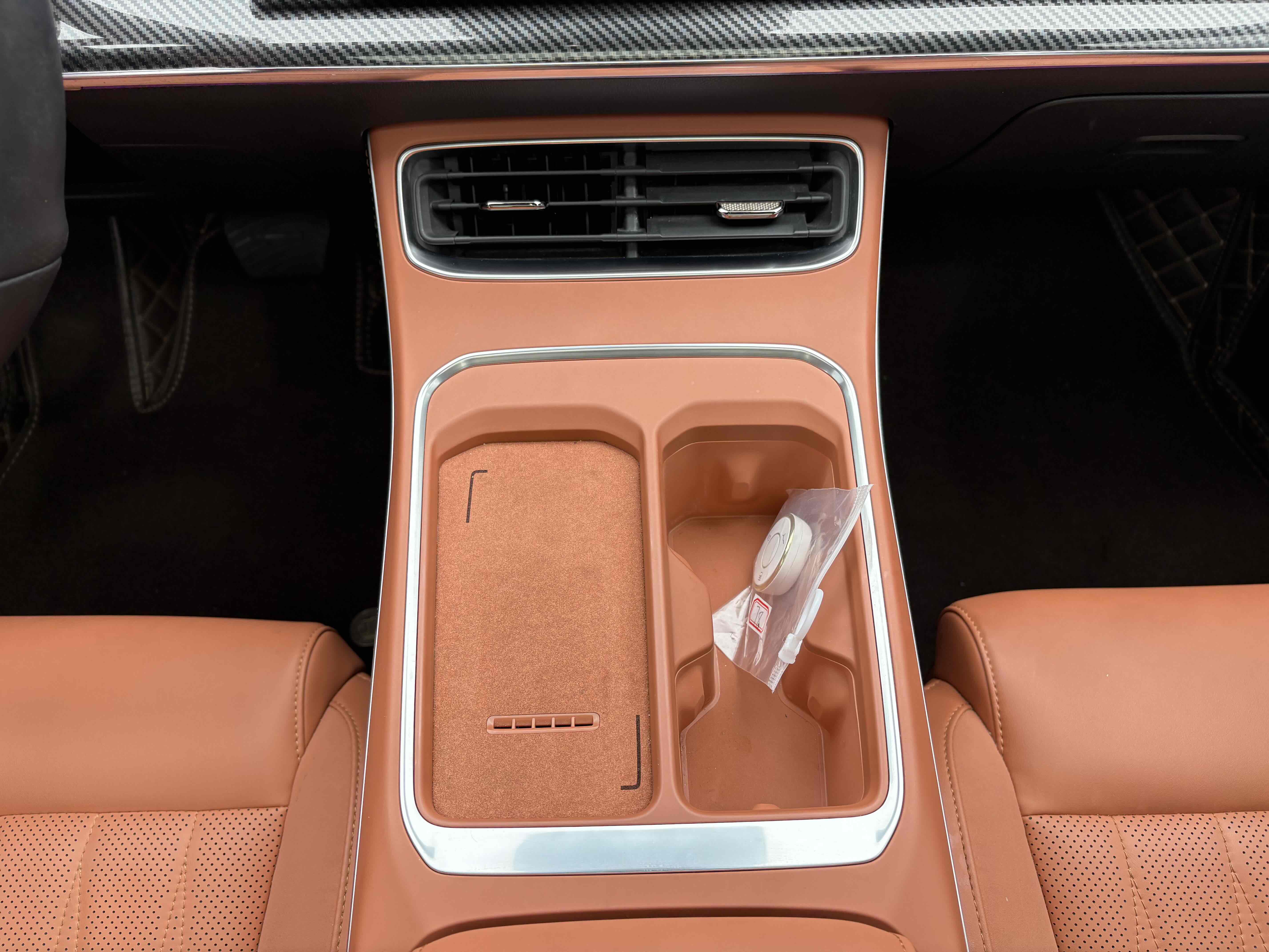 Neta L 2024 imagen de coche #17