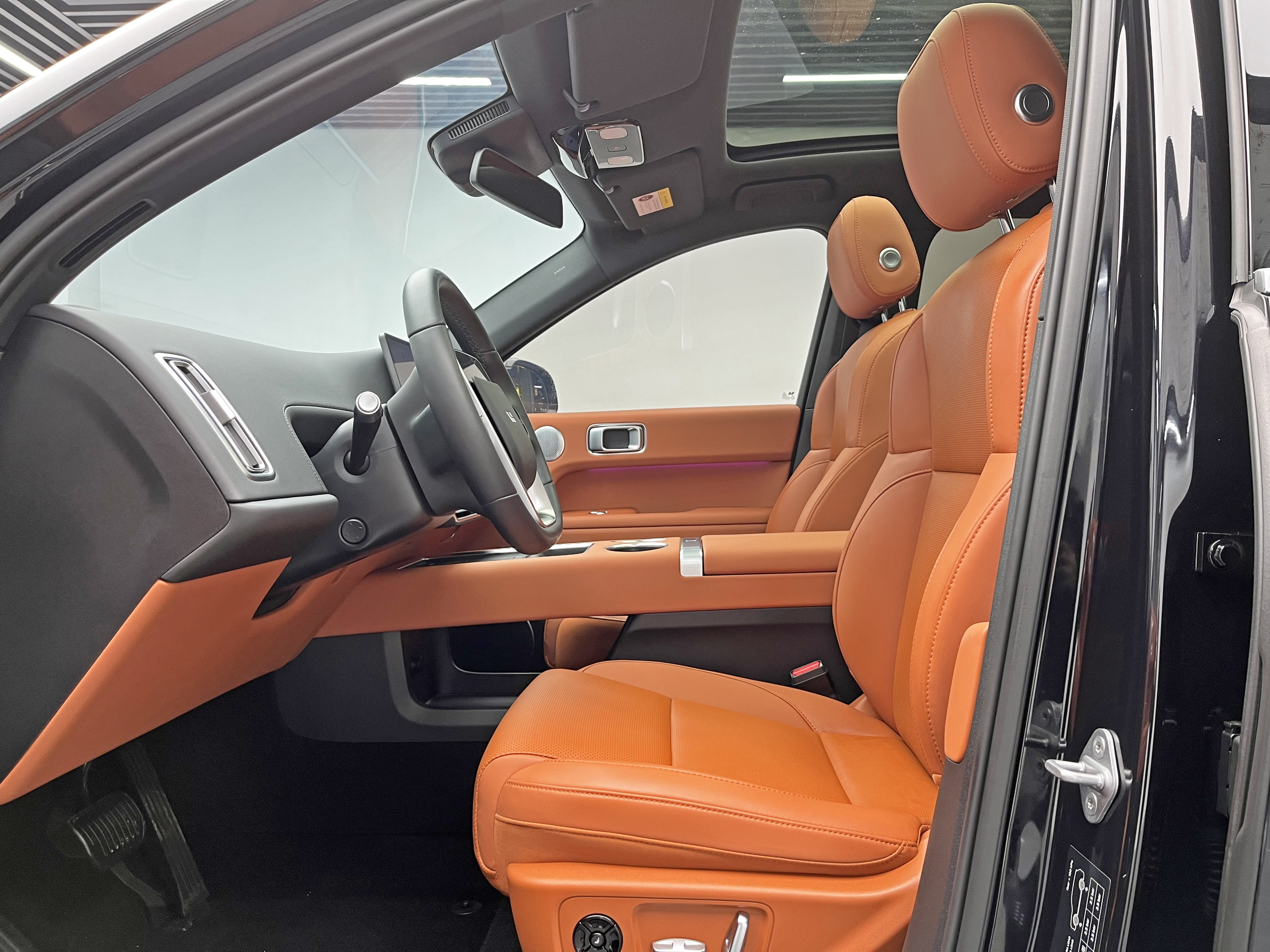 Li L6 2025 image de voiture #17