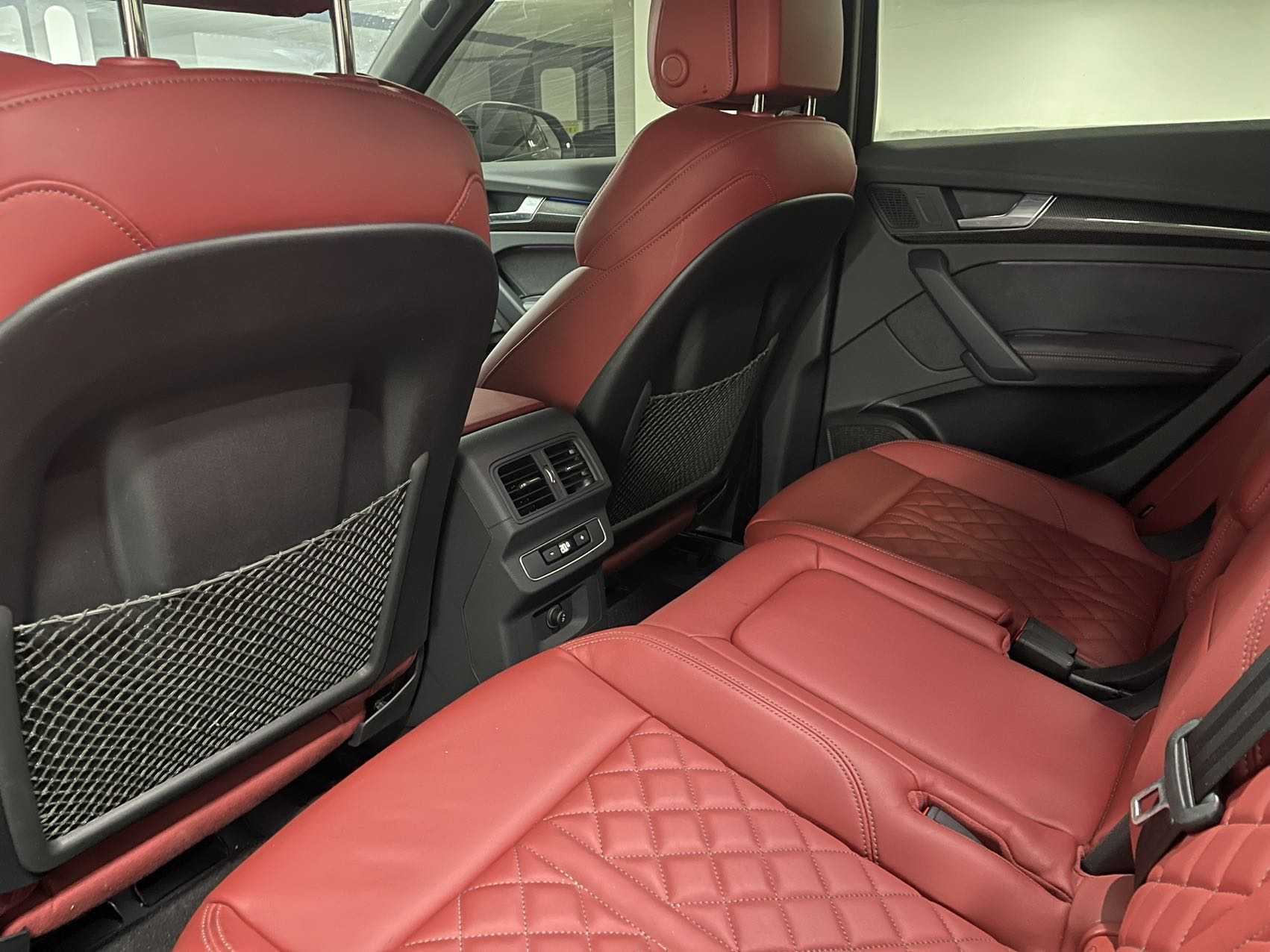 Audi SQ5 2025 #17 Audi SQ5 2025 صورة سيارة #17