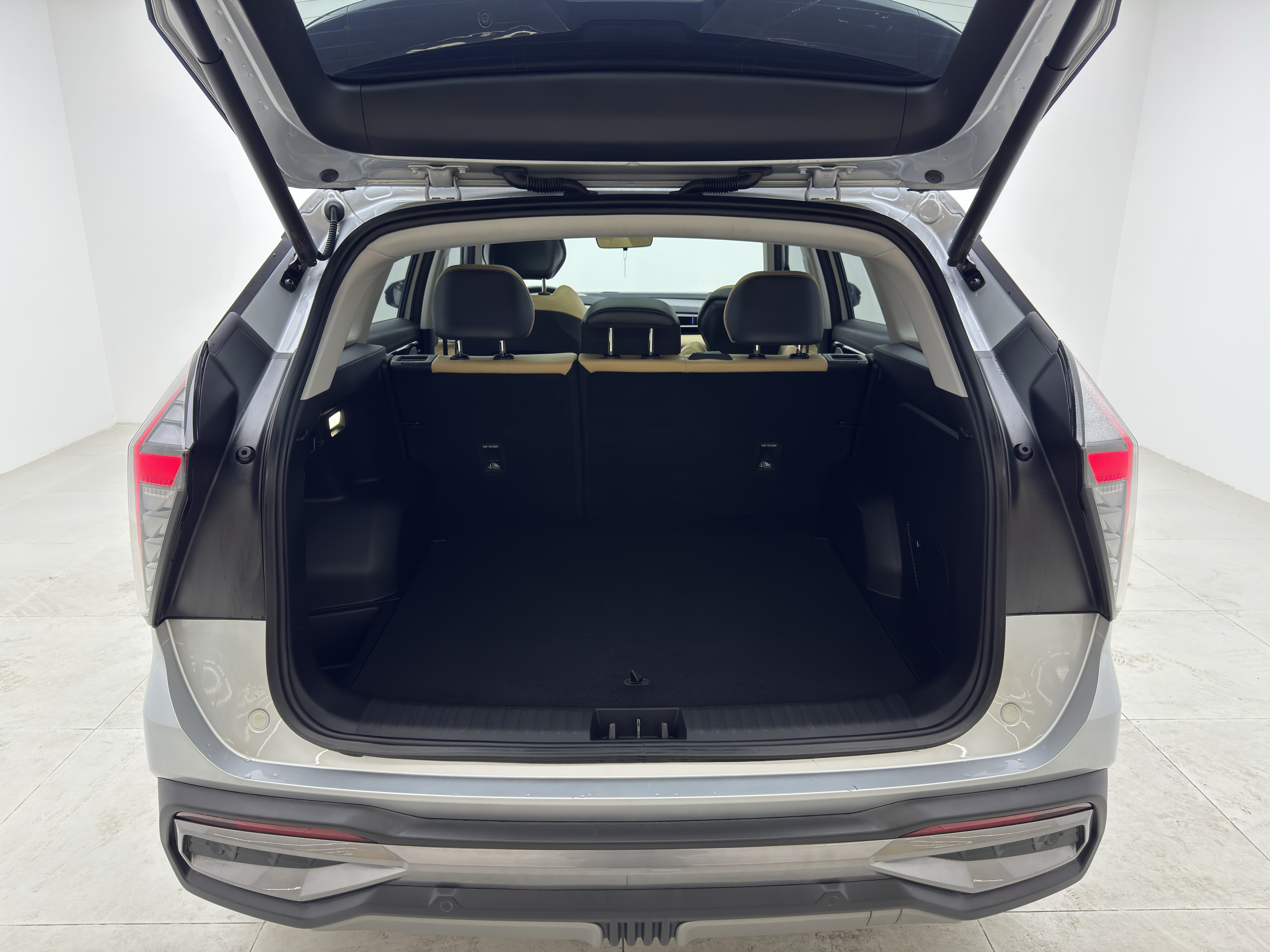 GEELY Boyue L 2023 car image #17
