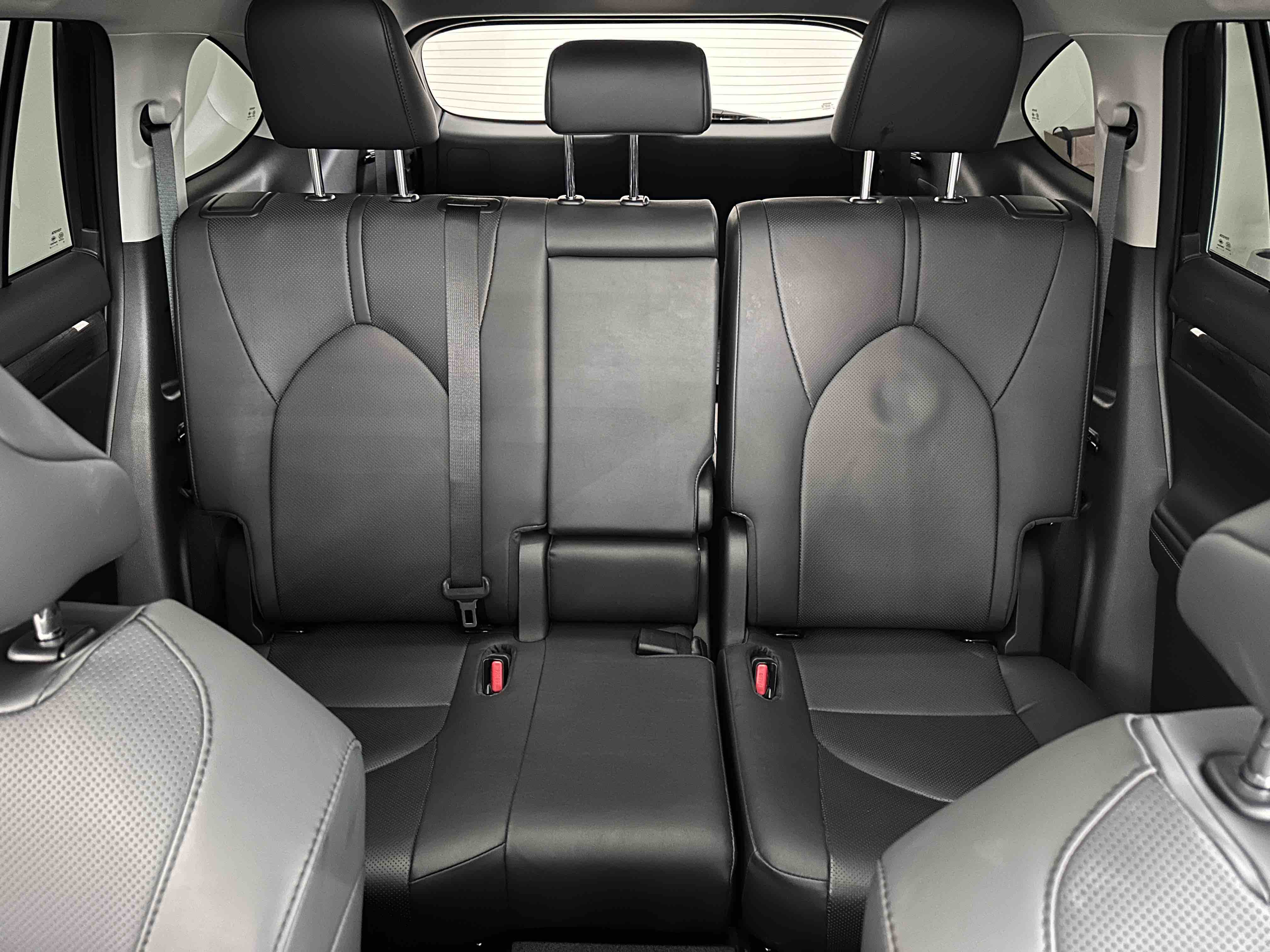 Toyota Highlander 2024 #17 Toyota Highlander 2024 car image #17