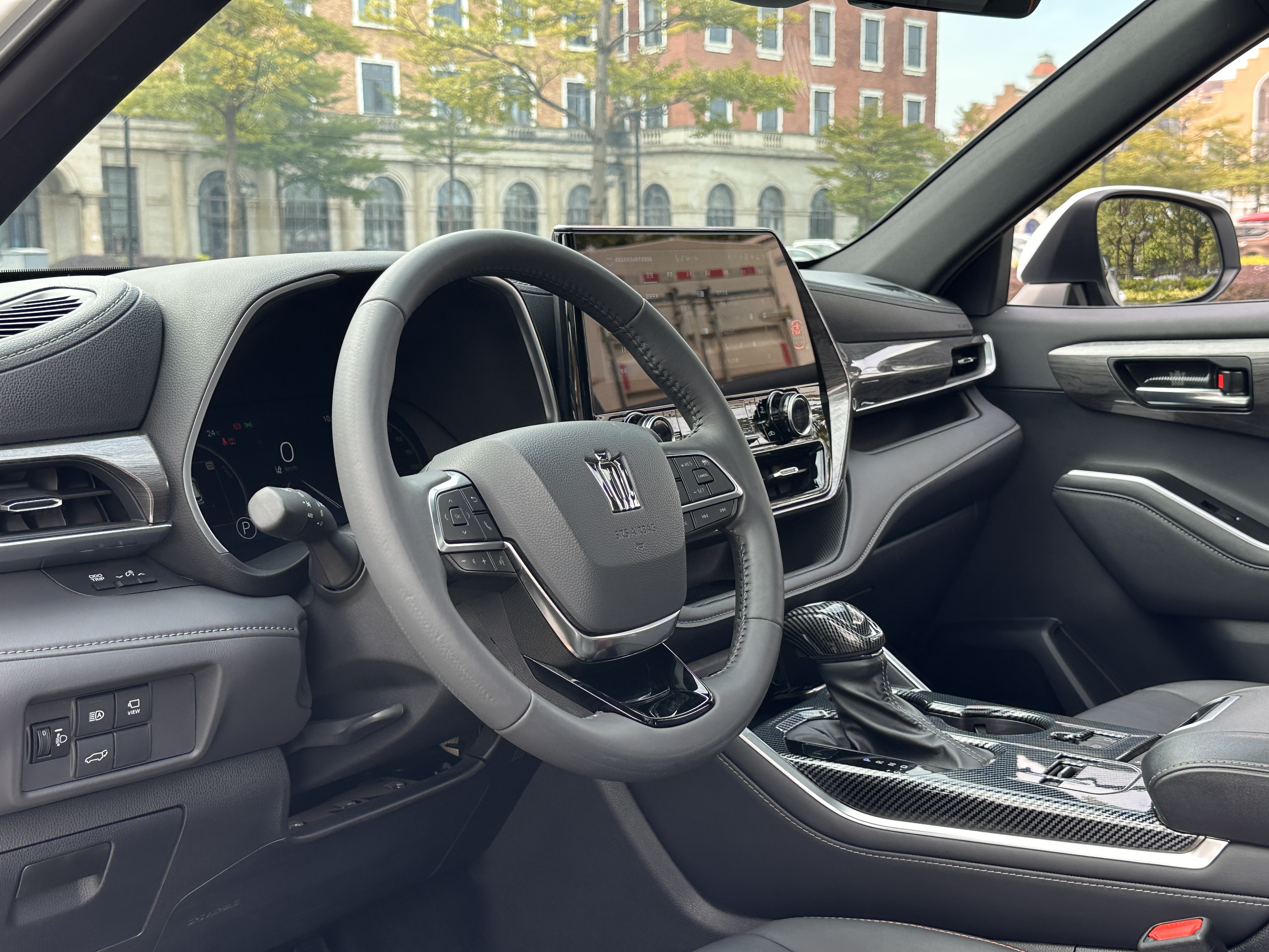 Toyota Crown Kluger 2024 car image #17