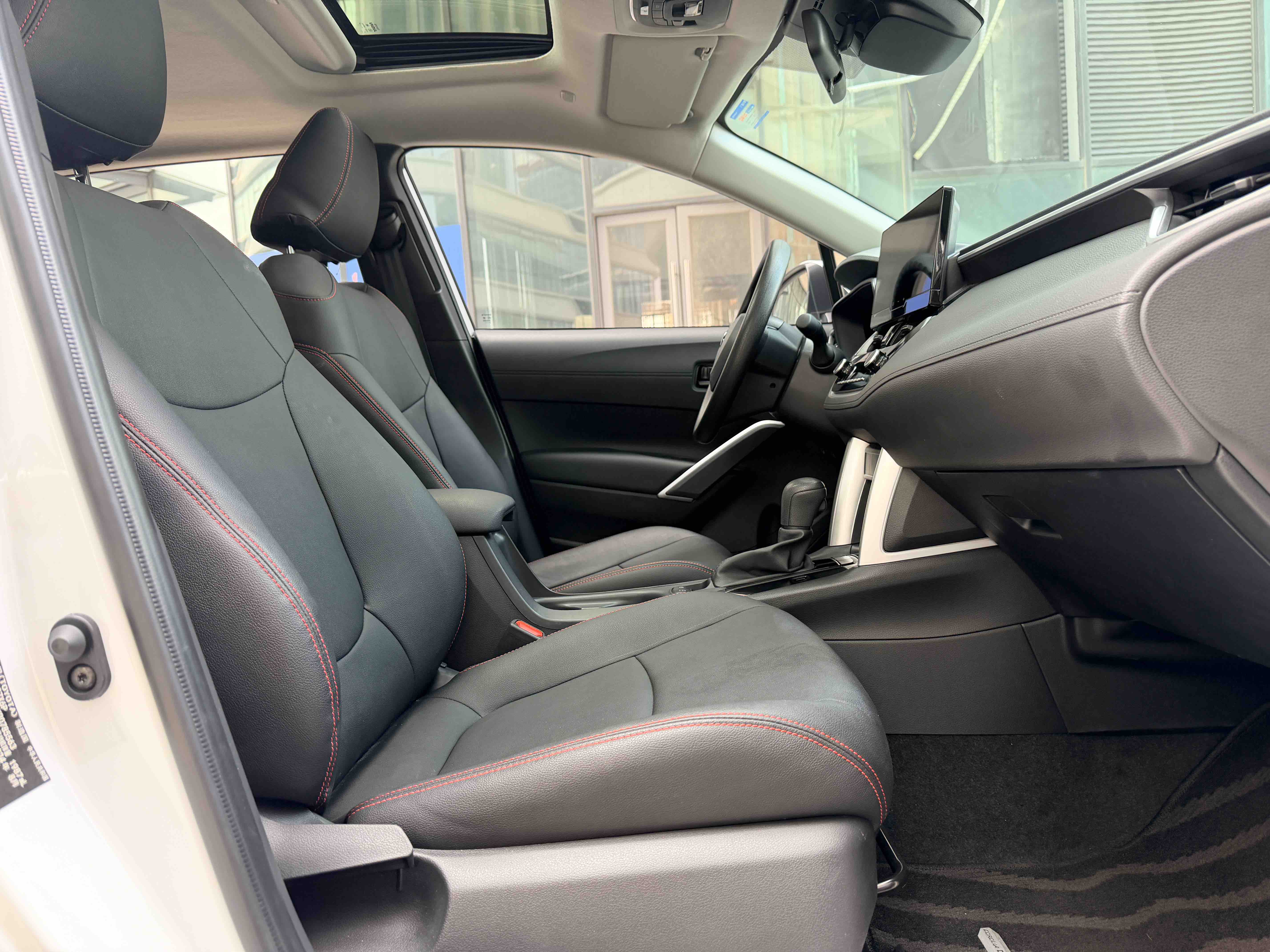 Toyota Corolla Cross 2024 car image #17