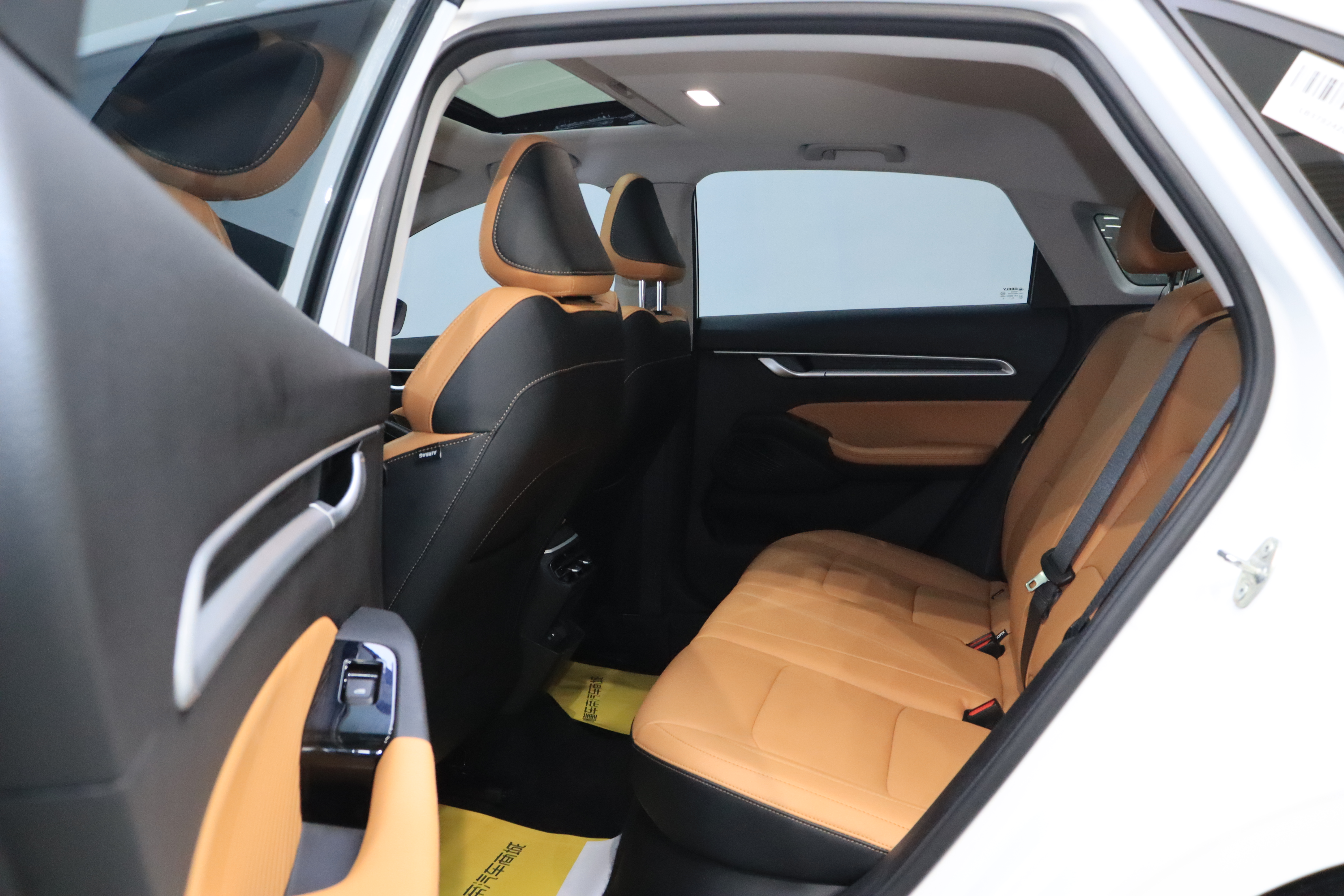 GEELY Emgrand 2025 #17 GEELY Emgrand 2025 car image #17