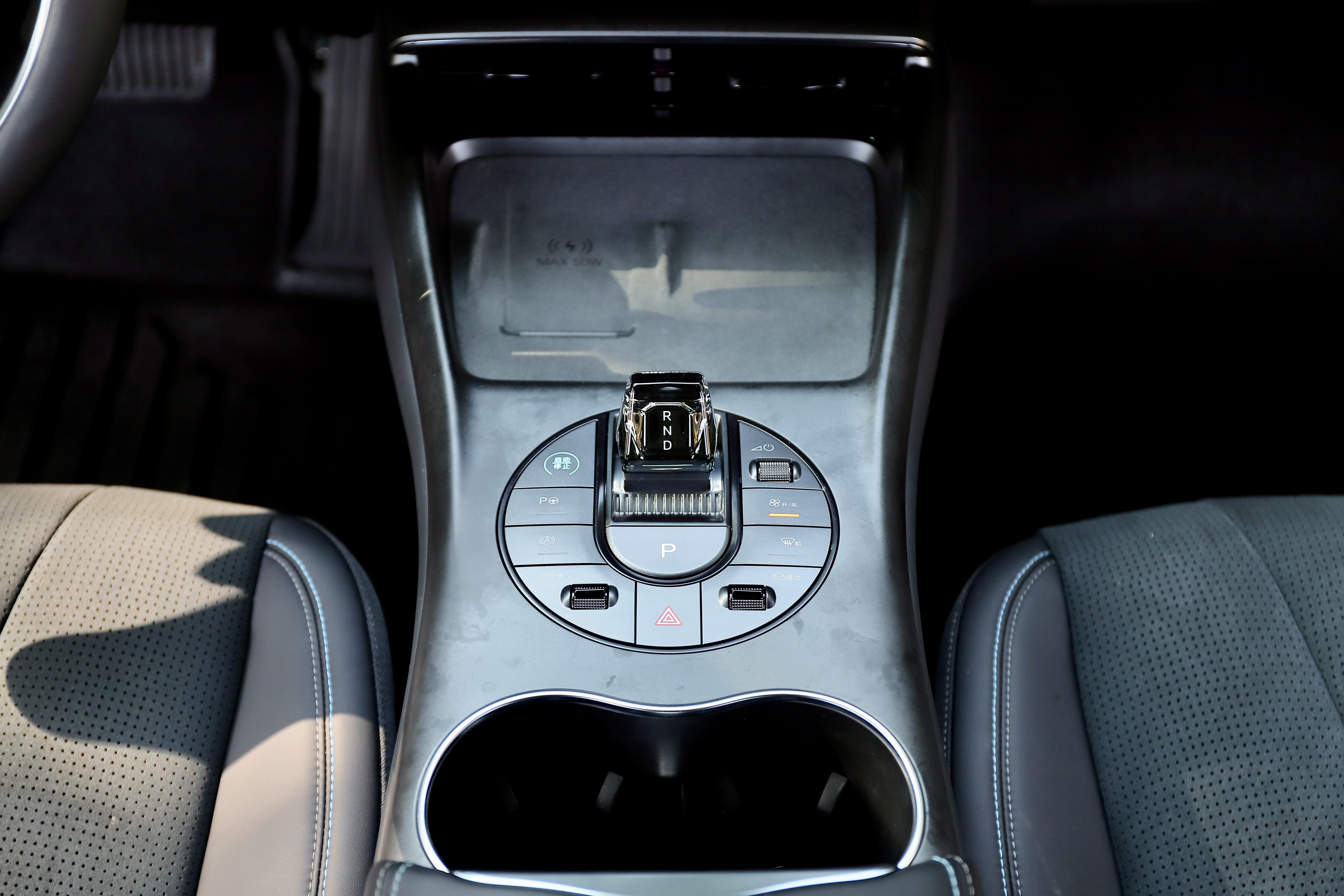 BYD Seal 2025 #17 BYD Seal 2025 car image #17