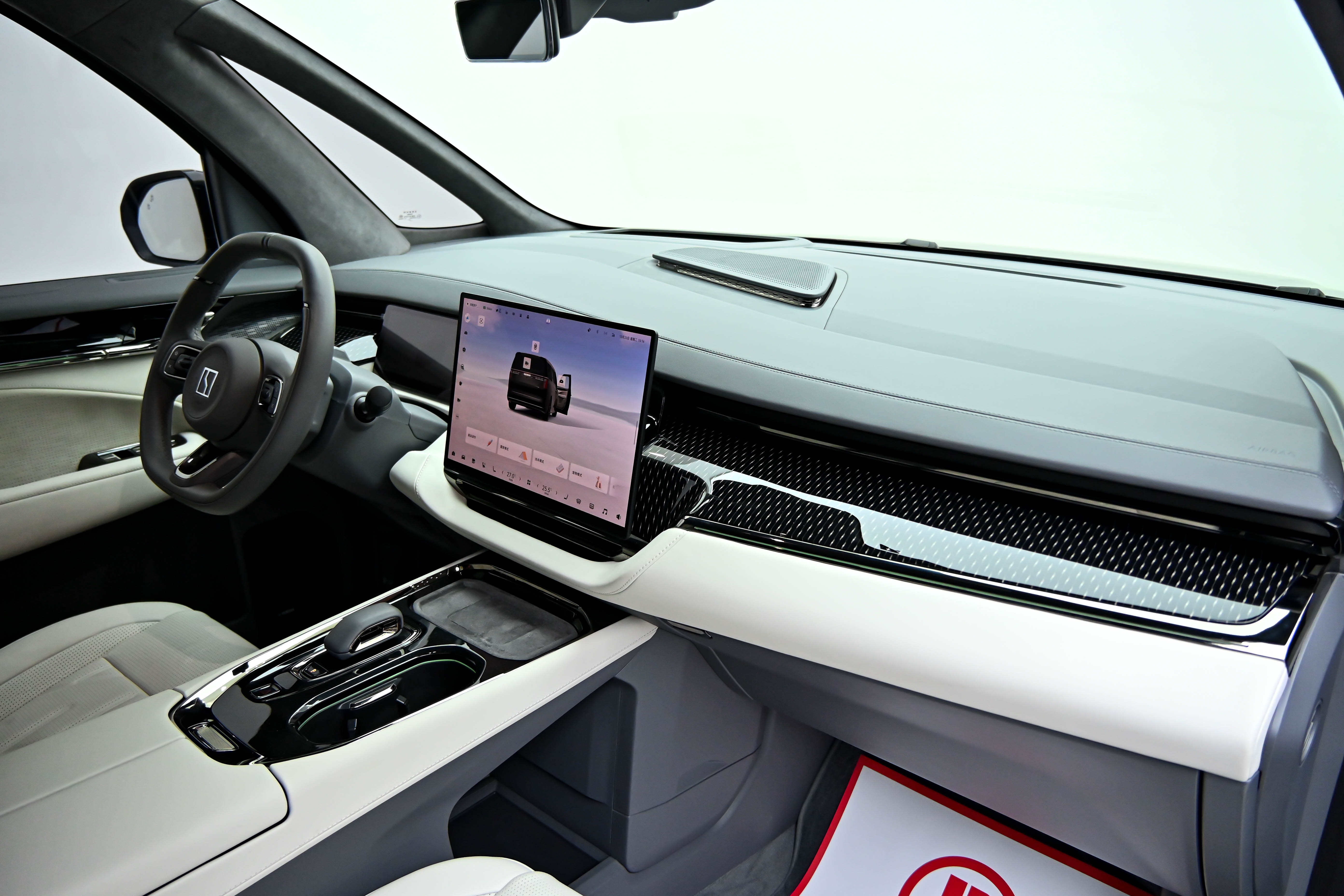 极氪 极氪009 2024 汽车图片 #17