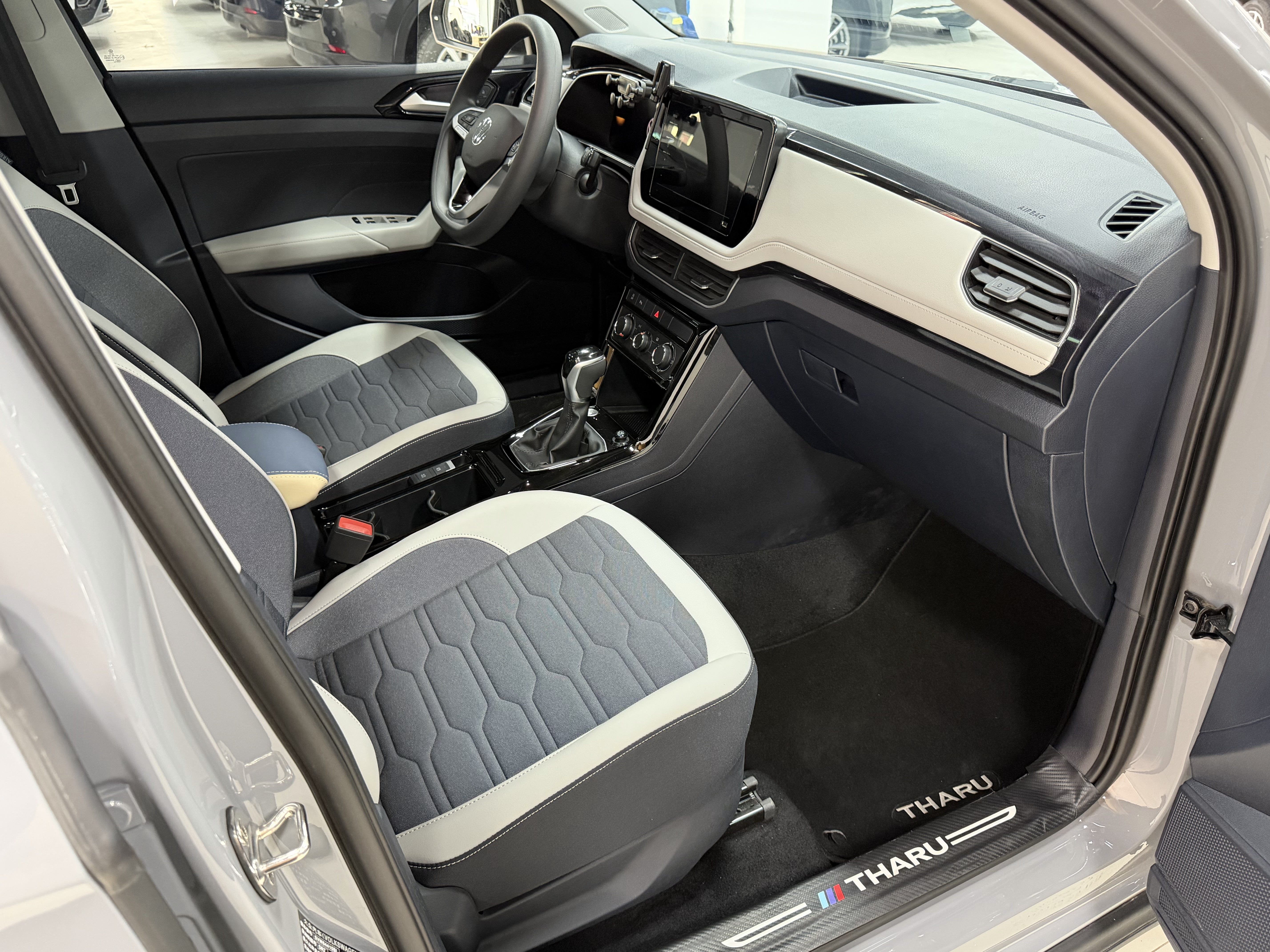 Volkswagen Tharu 2025 car image #17