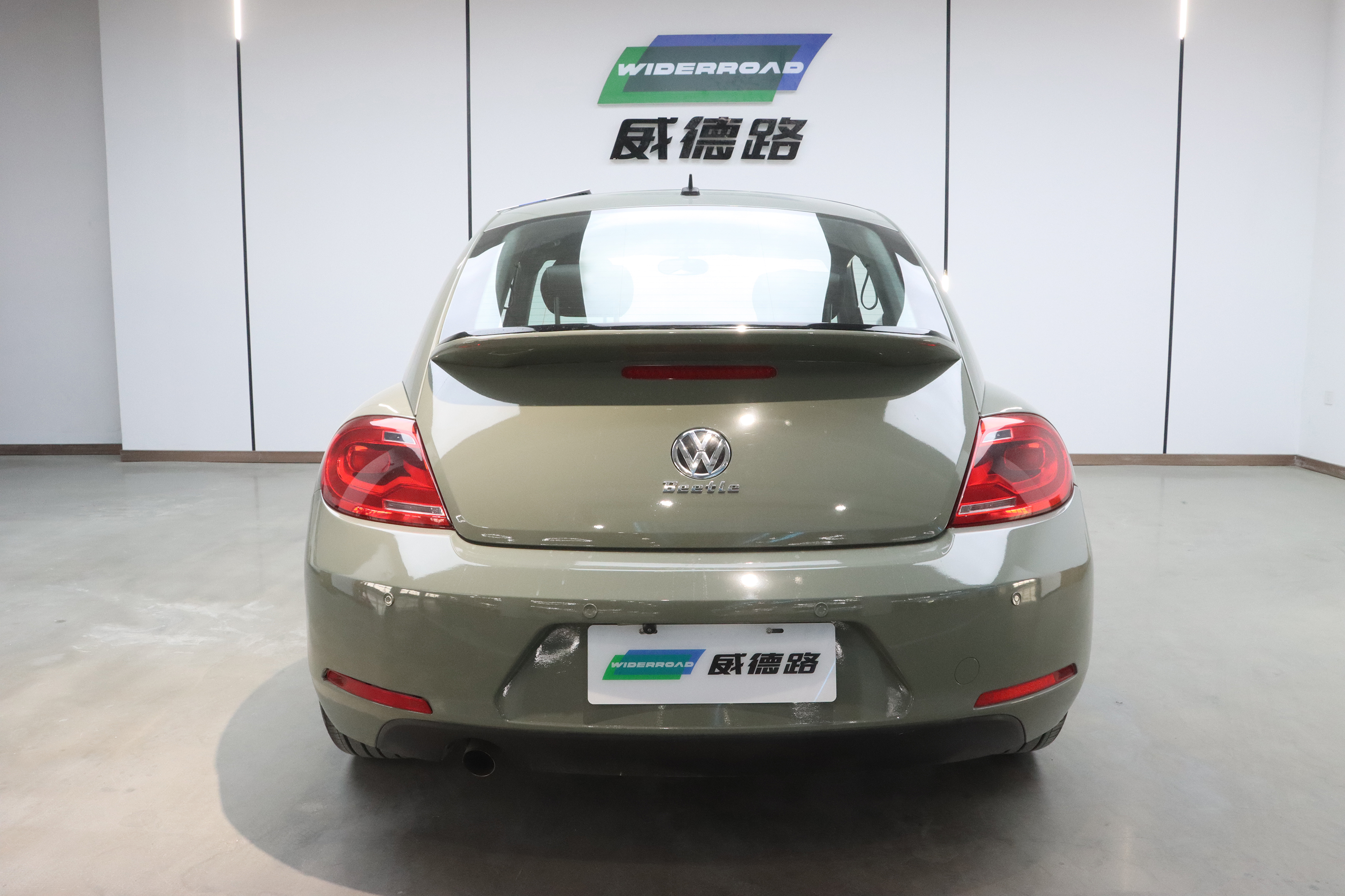 Volkswagen Beetle 2014 изображение автомобиля #17