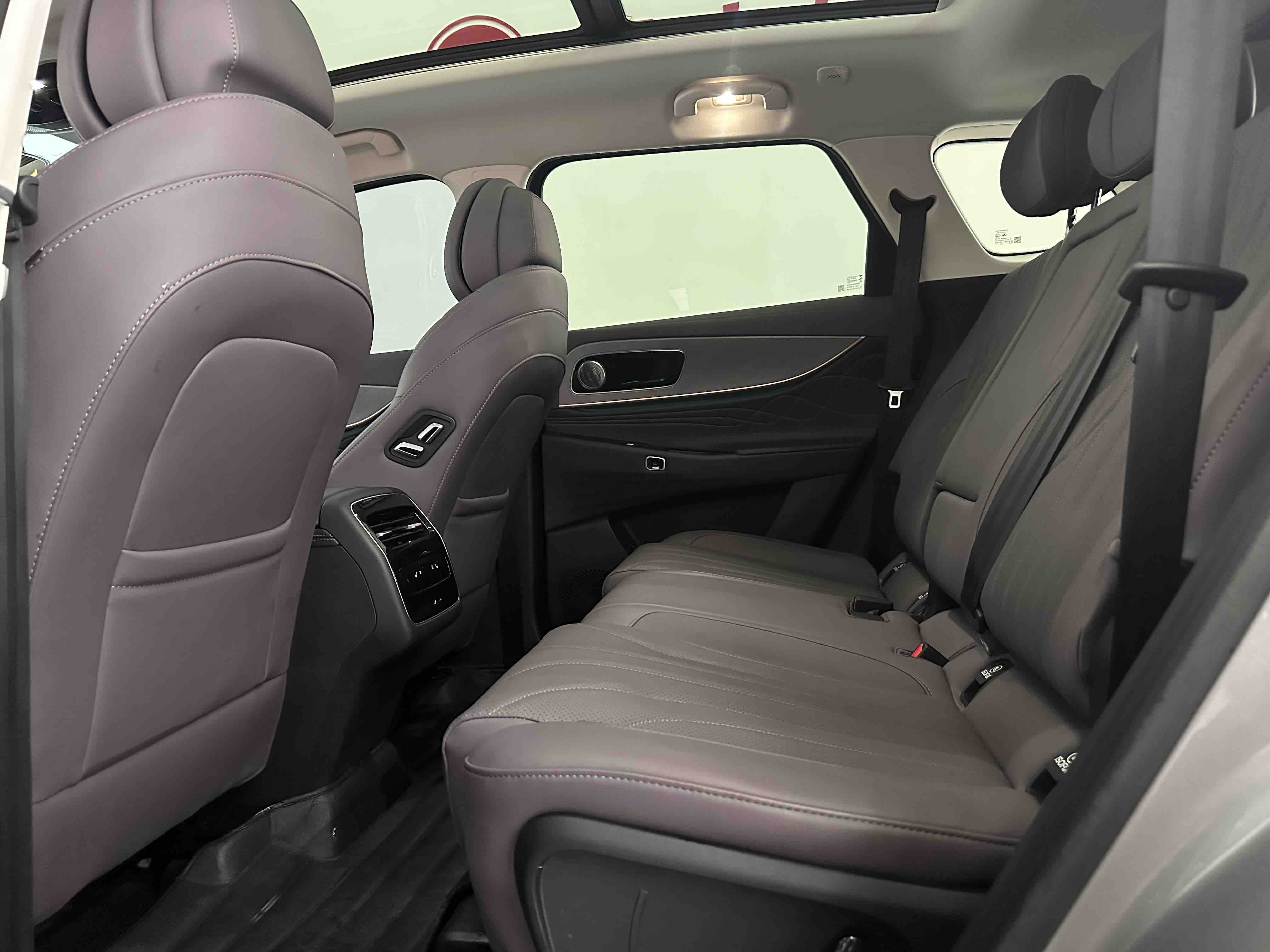 Chery Tiggo9 C-DM 2024 car image #17