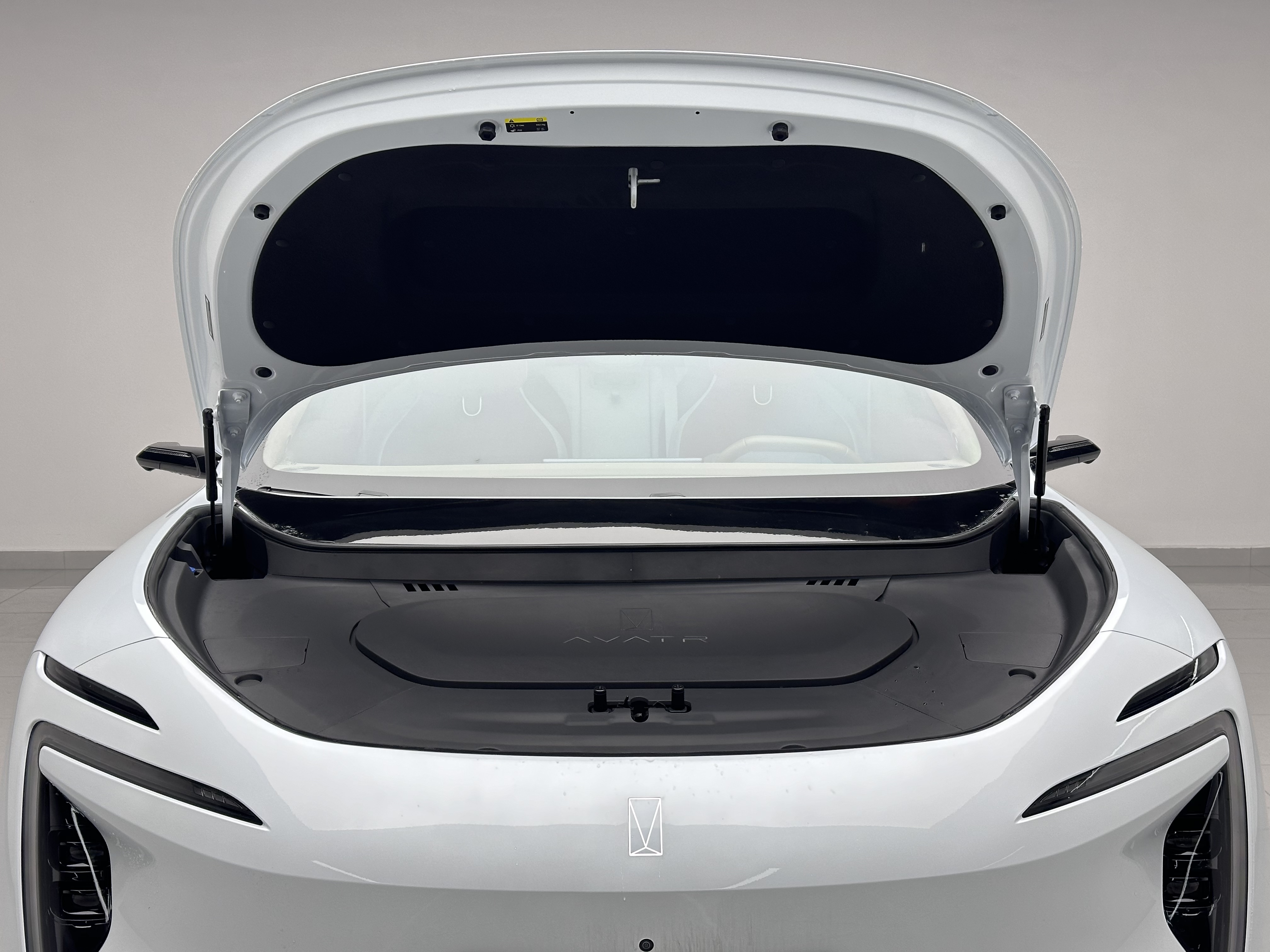 Avatr 07 2025 car image #17