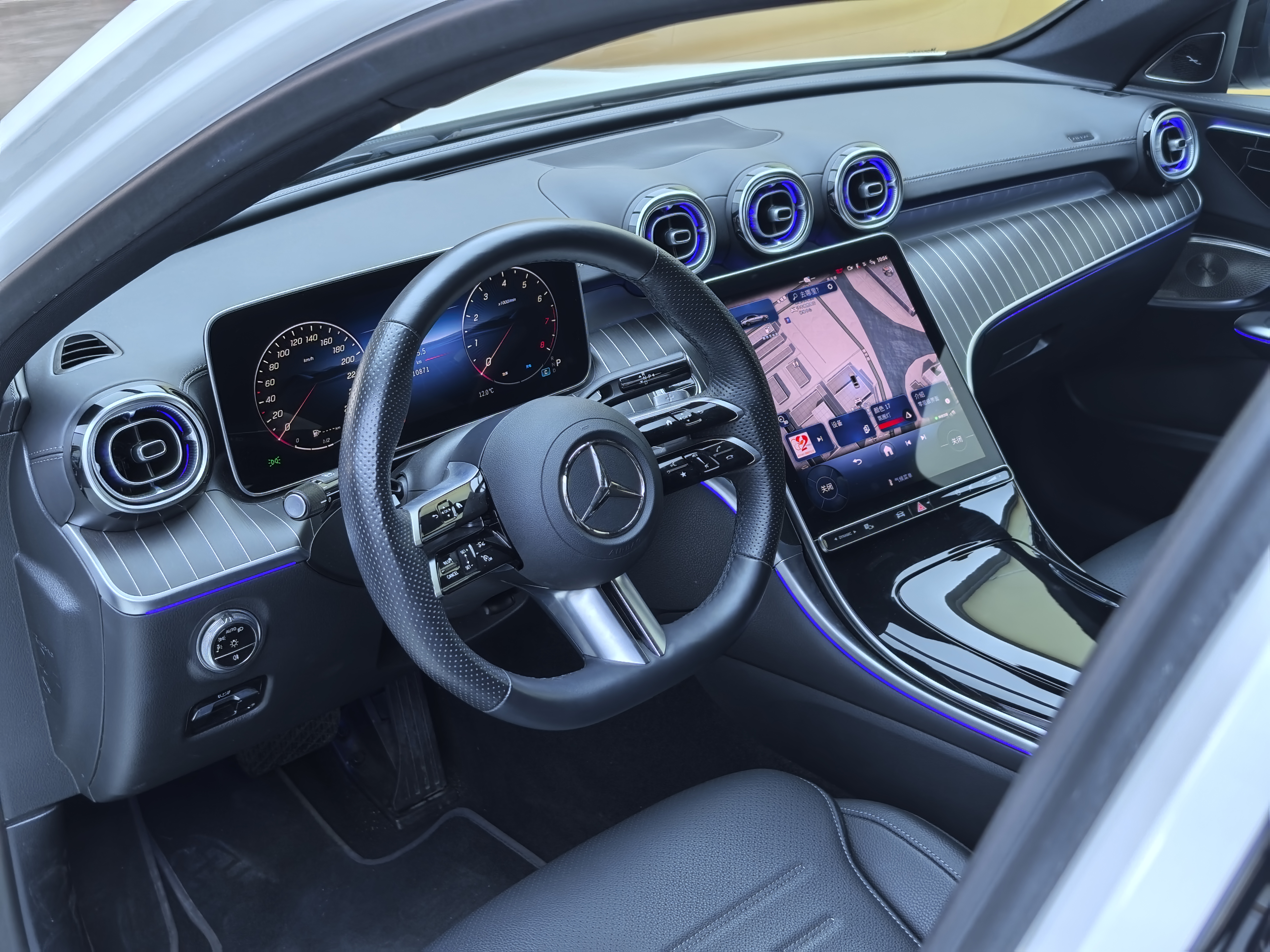Mercedes-Benz C Class 2024 car image #17