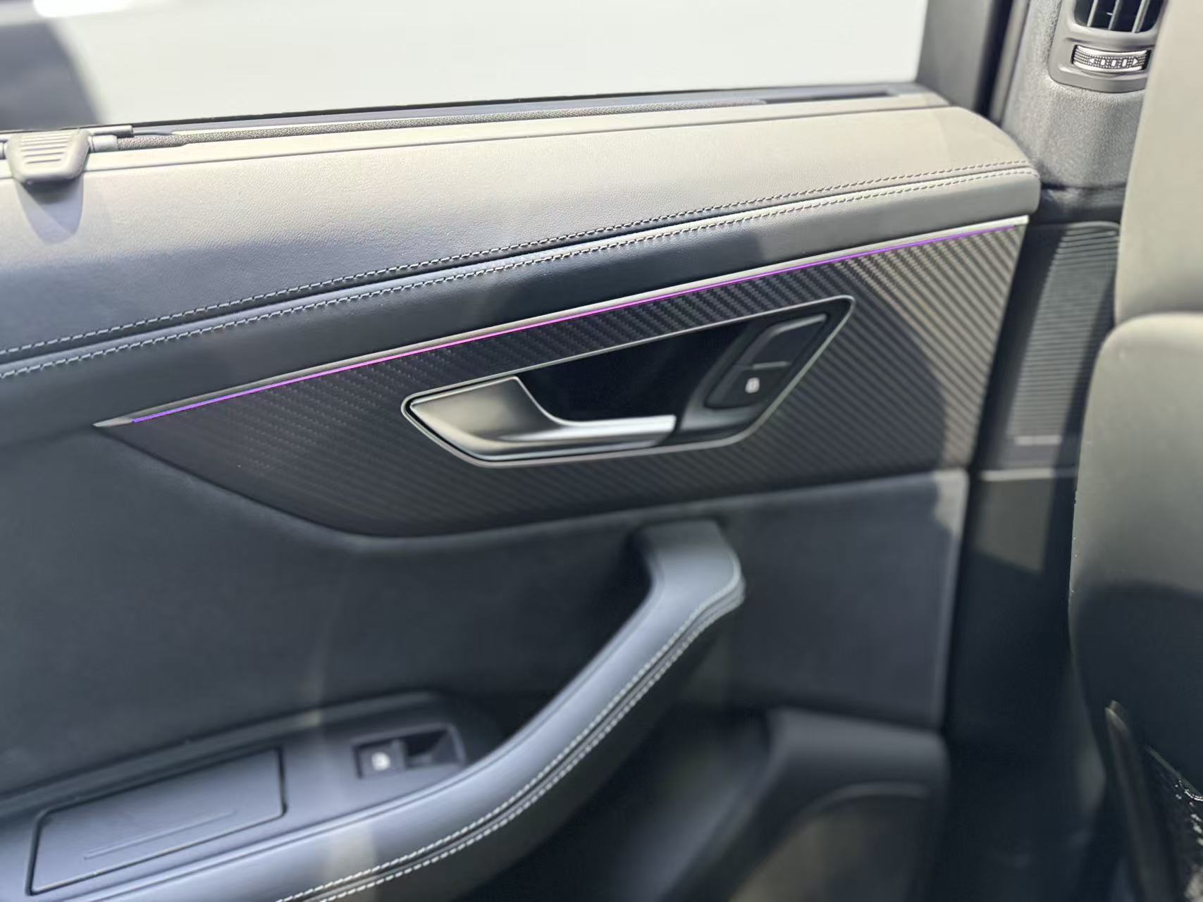 Audi SQ7 2024 #17 Audi SQ7 2024 car image #17