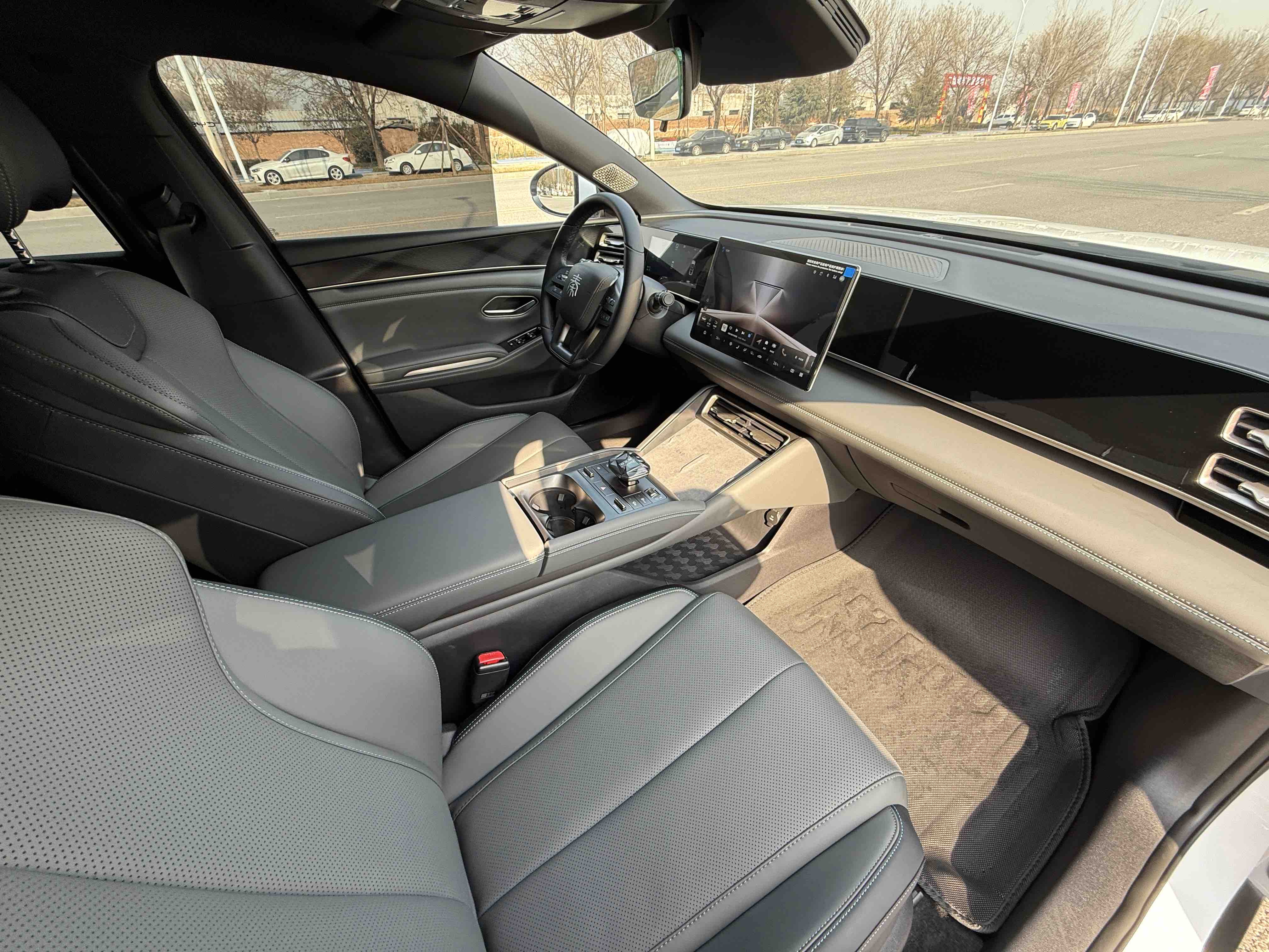 BYD Qin L 2025 car image #17