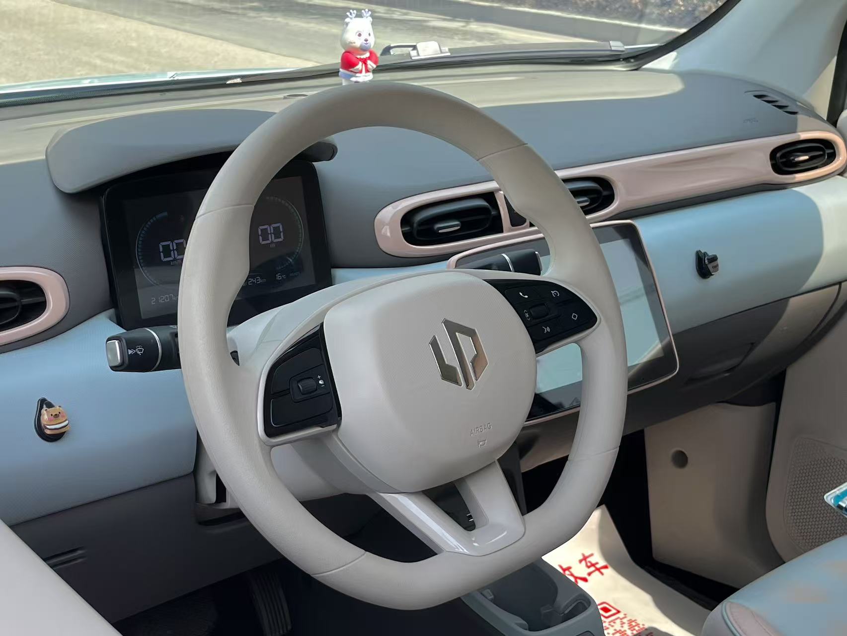 零跑汽车 零跑T03 2024 汽车图片 #17