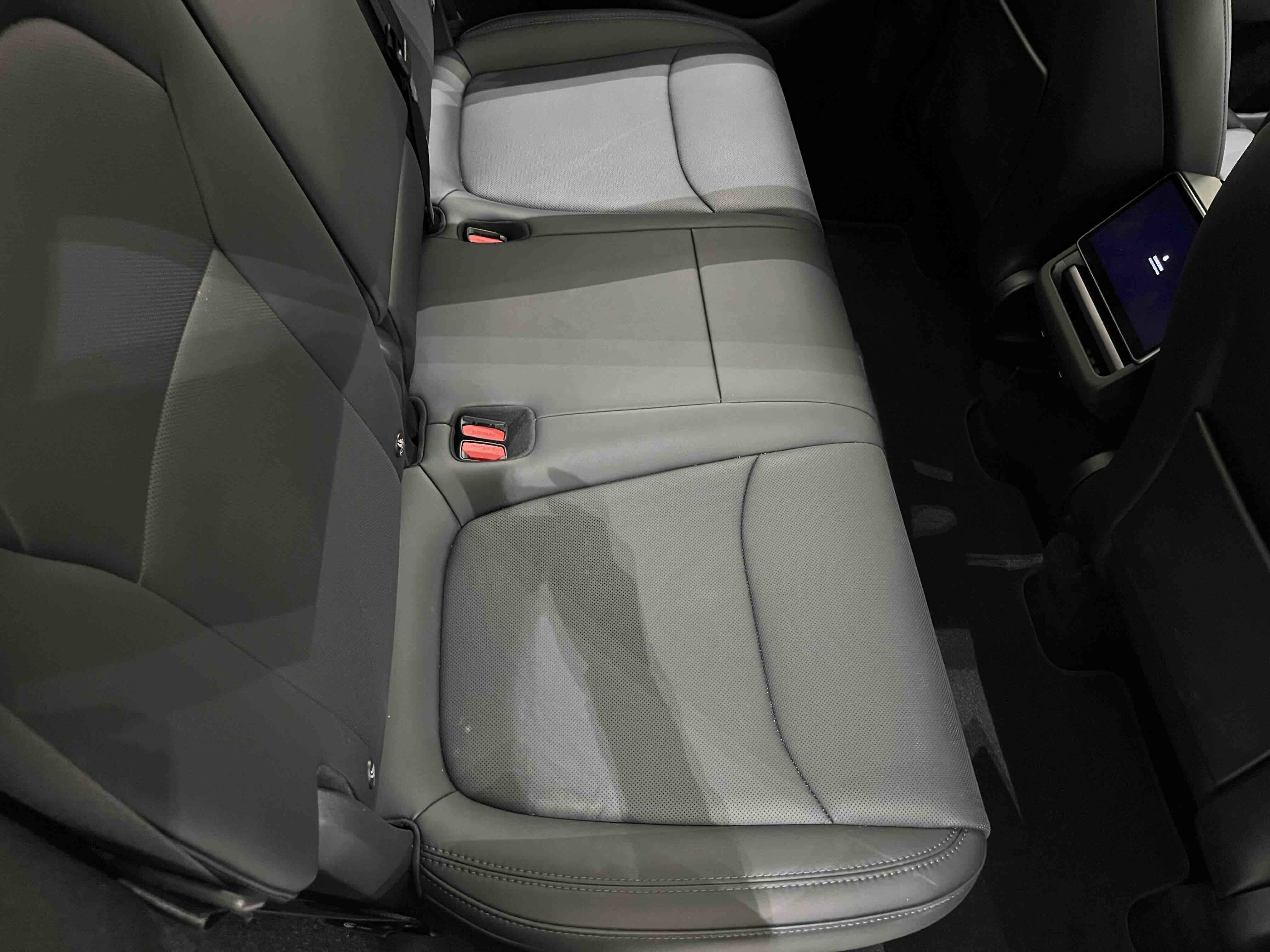 特斯拉 Model Y 2025 汽车图片 #17