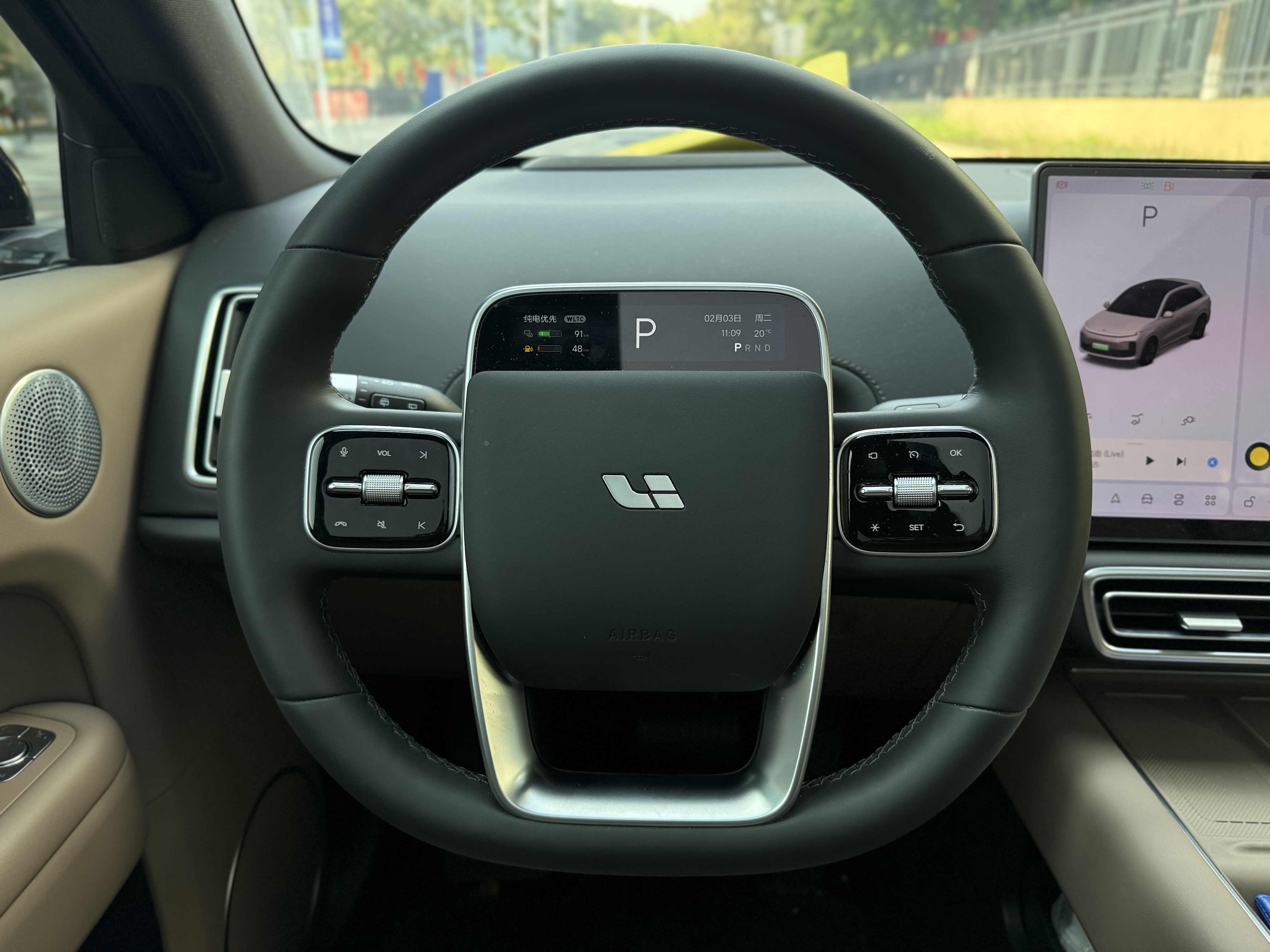 Li L6 2025 صورة سيارة #17