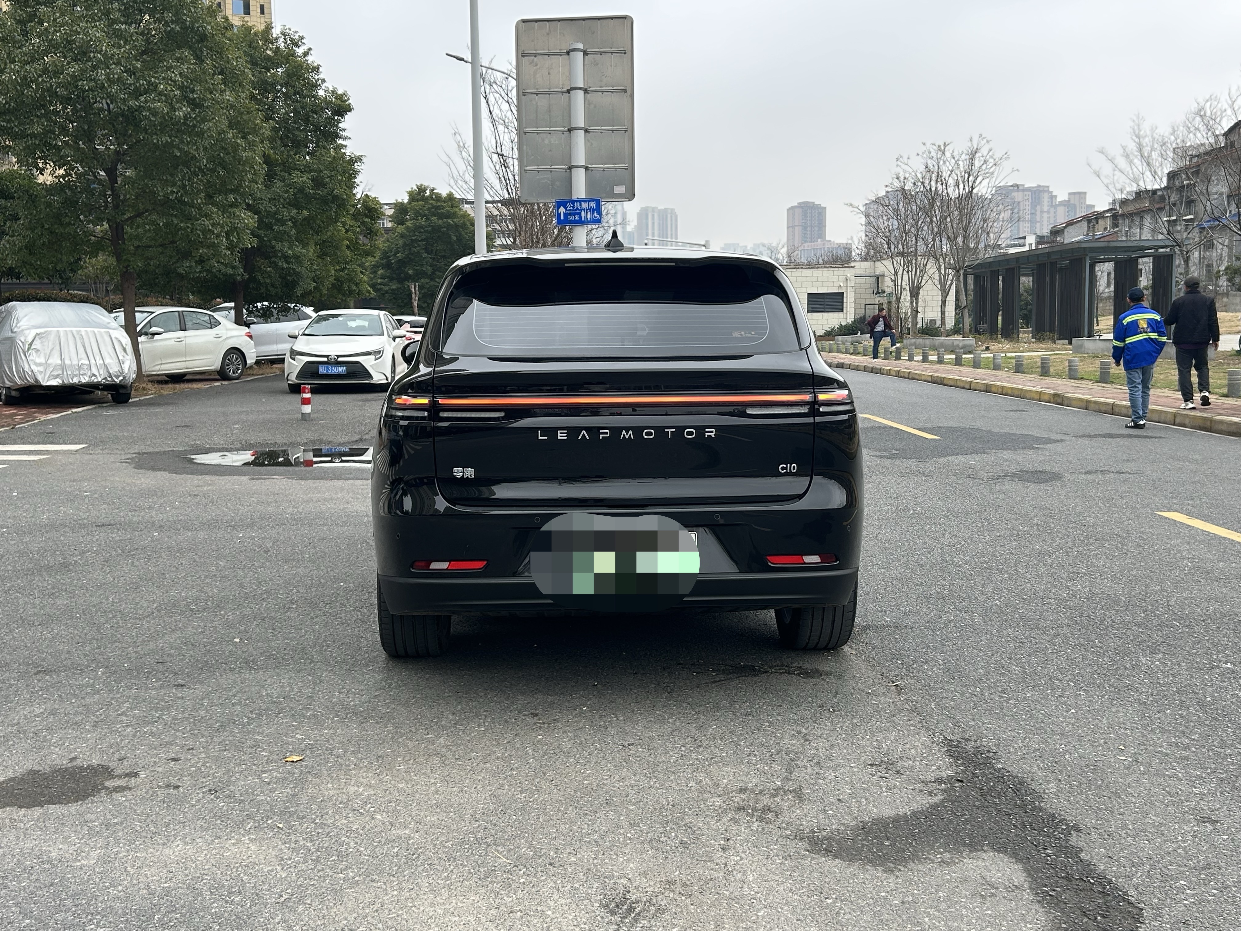 零跑汽车 零跑C10 2025 汽车图片 #17