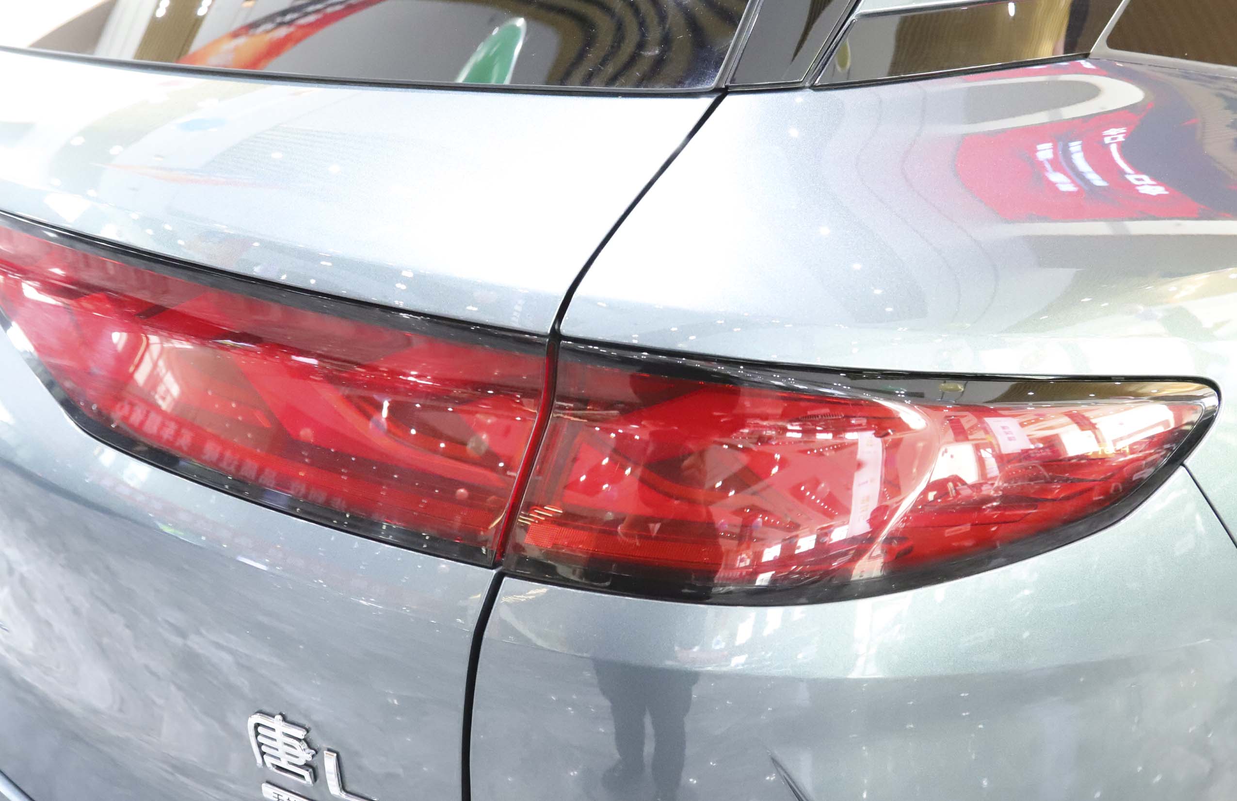 BYD Tang L 2025 immagine di auto #17