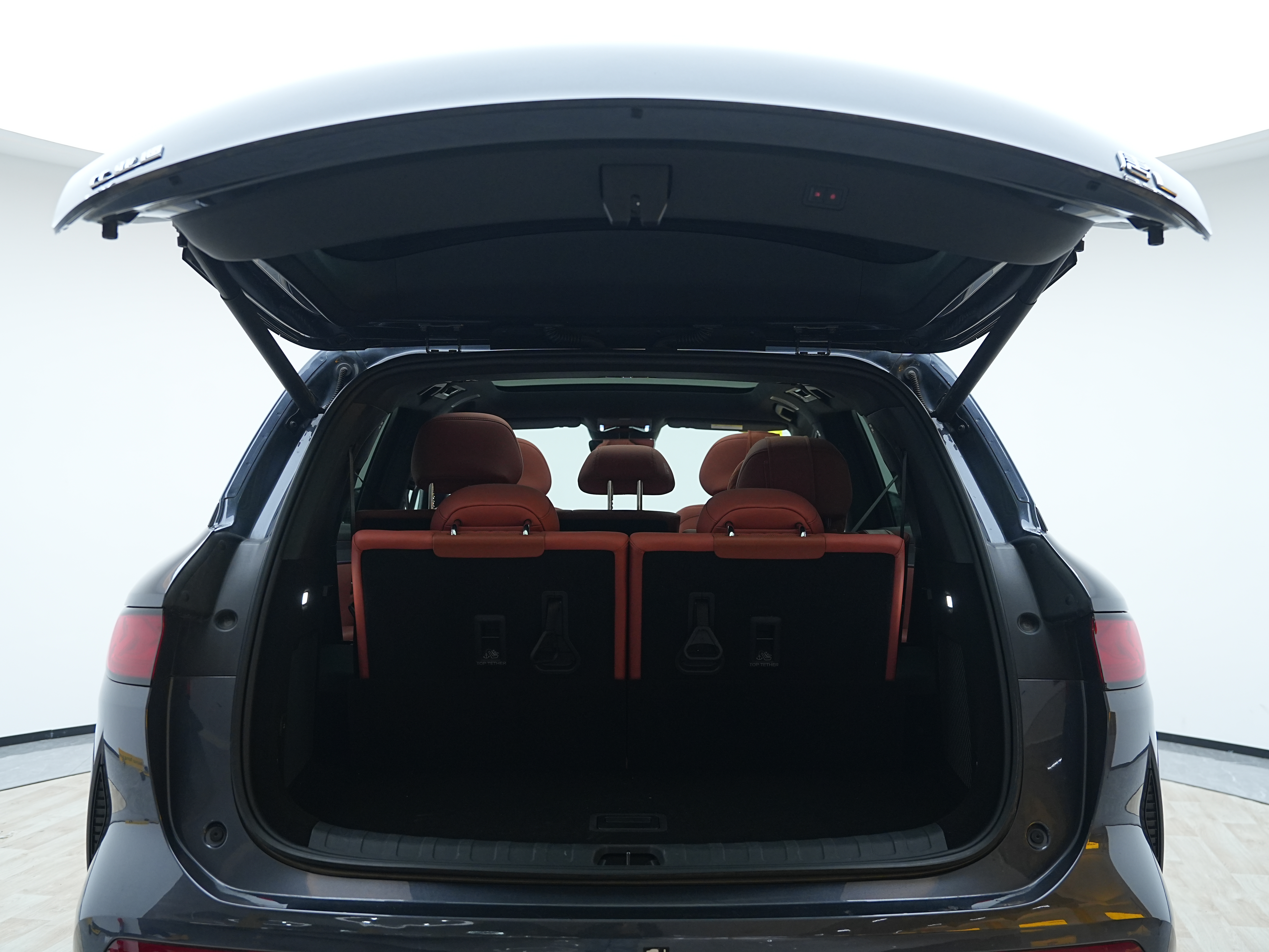 BYD Tang L 2025 car image #17