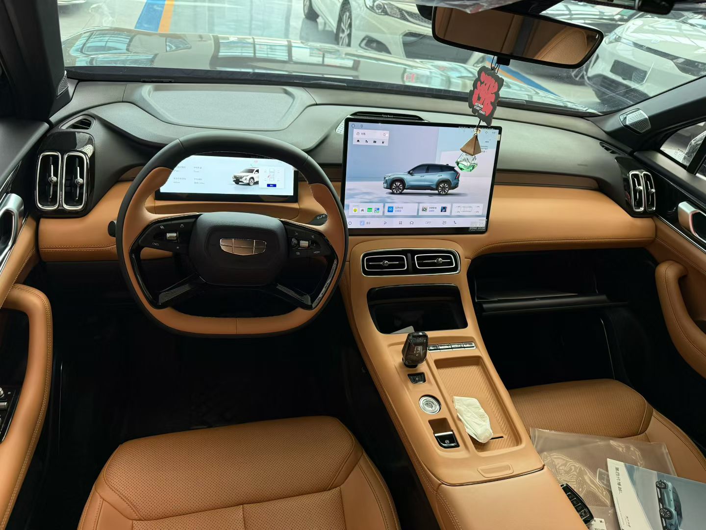 GEELY Boyue L 2025 immagine di auto #17