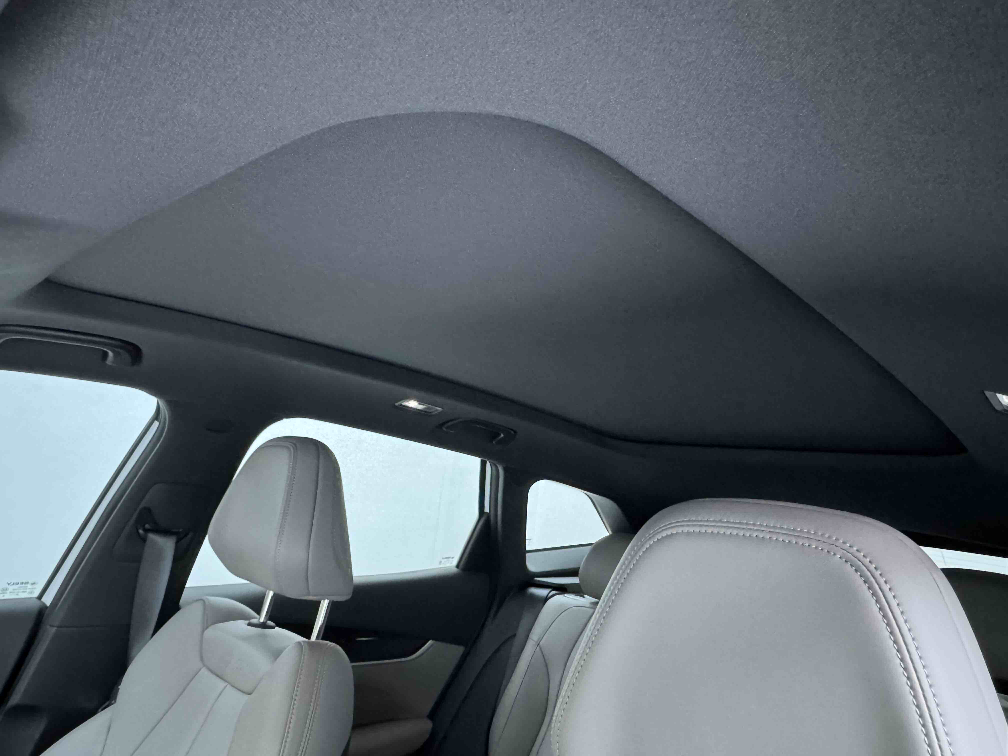 GEELY Boyue L 2025 car image #17