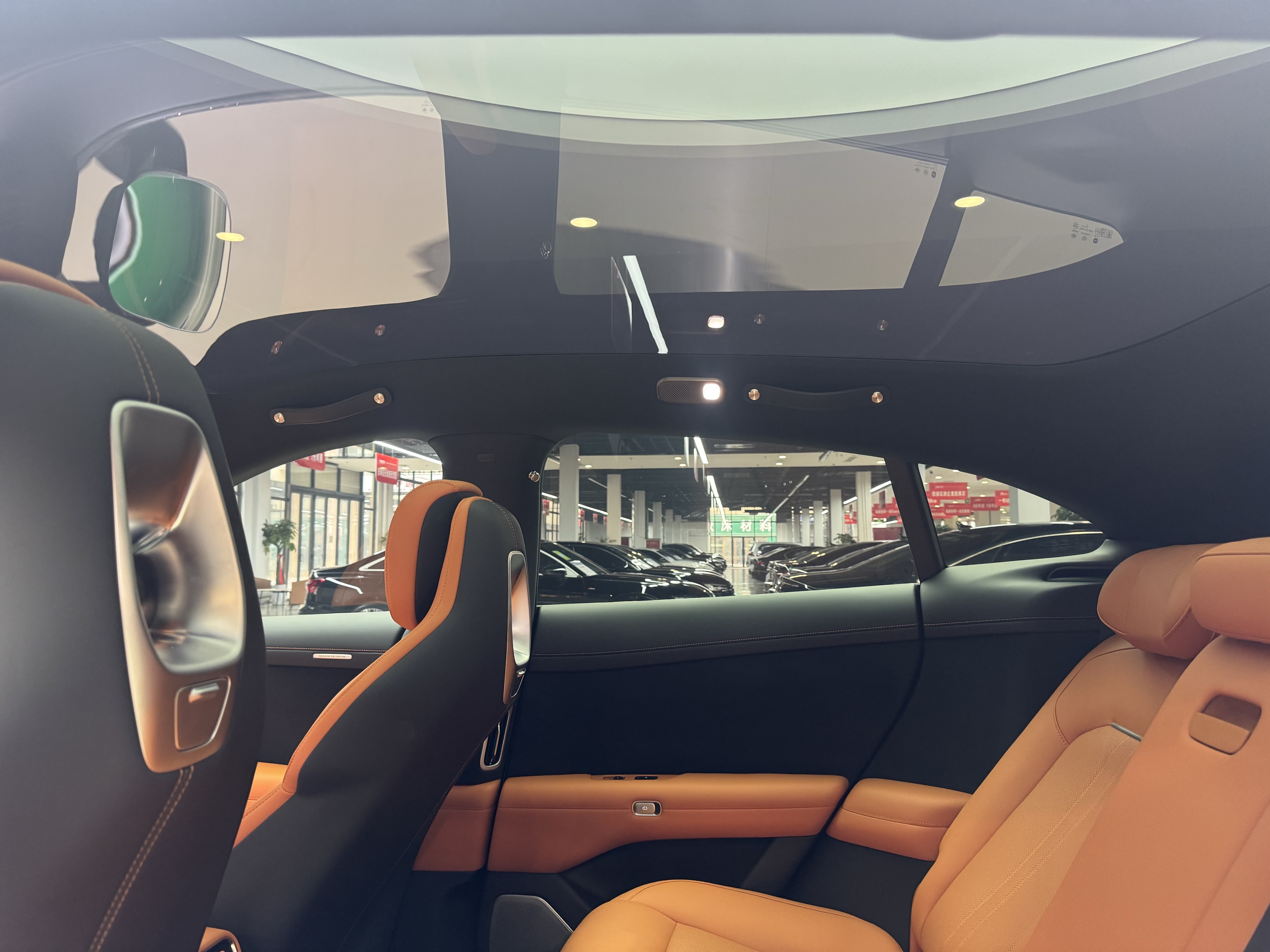 小米汽车 小米YU7 2025 汽车图片 #17