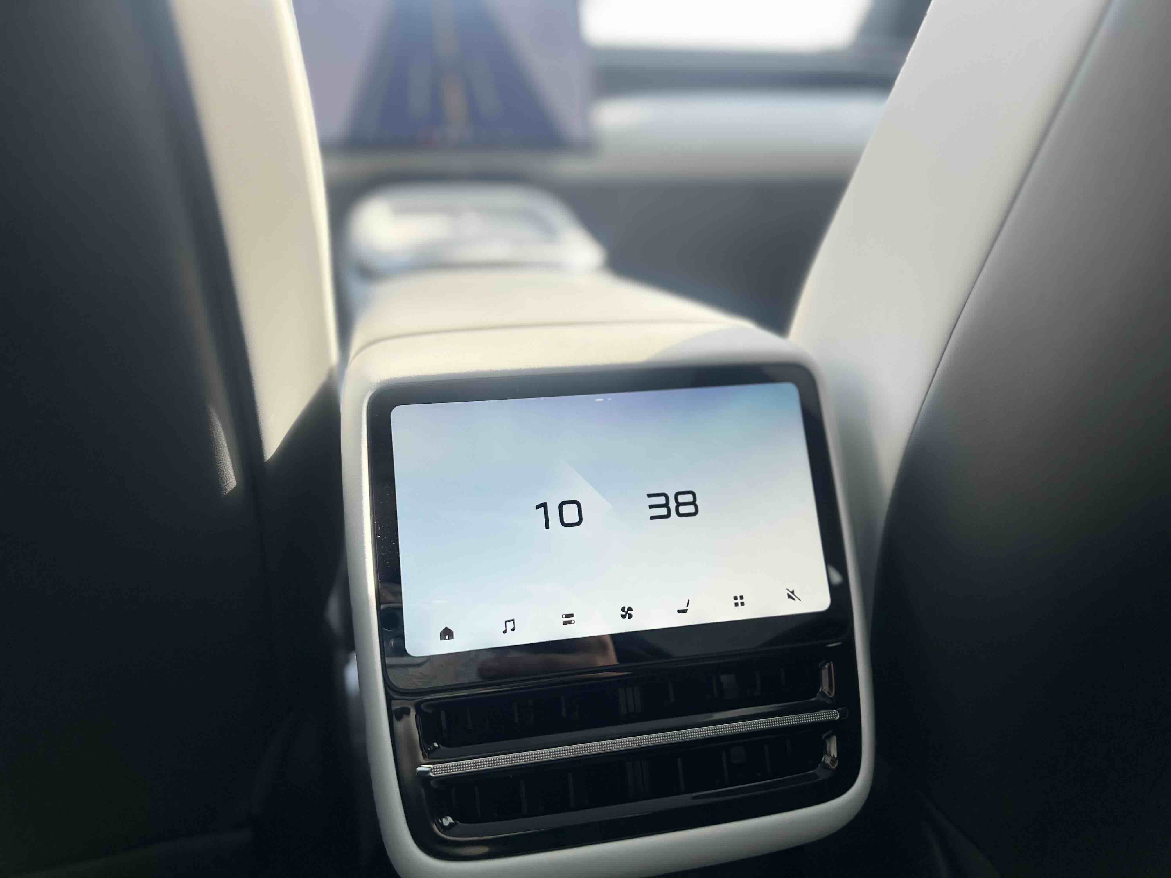 Xpeng G7 2025 #17 Xpeng G7 2025 car image #17