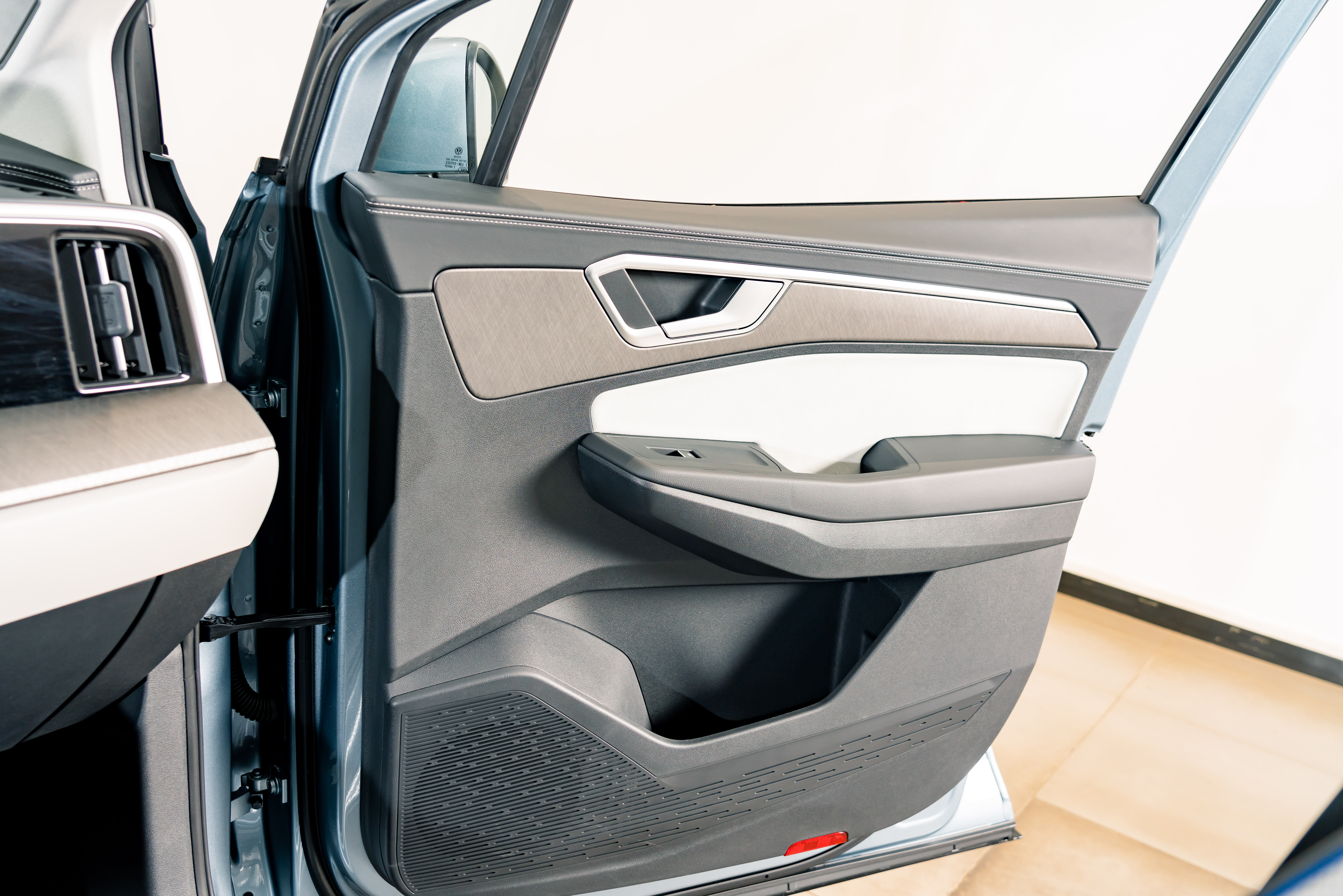 Volkswagen Talagon 2025 #17 Volkswagen Talagon 2025 car image #17