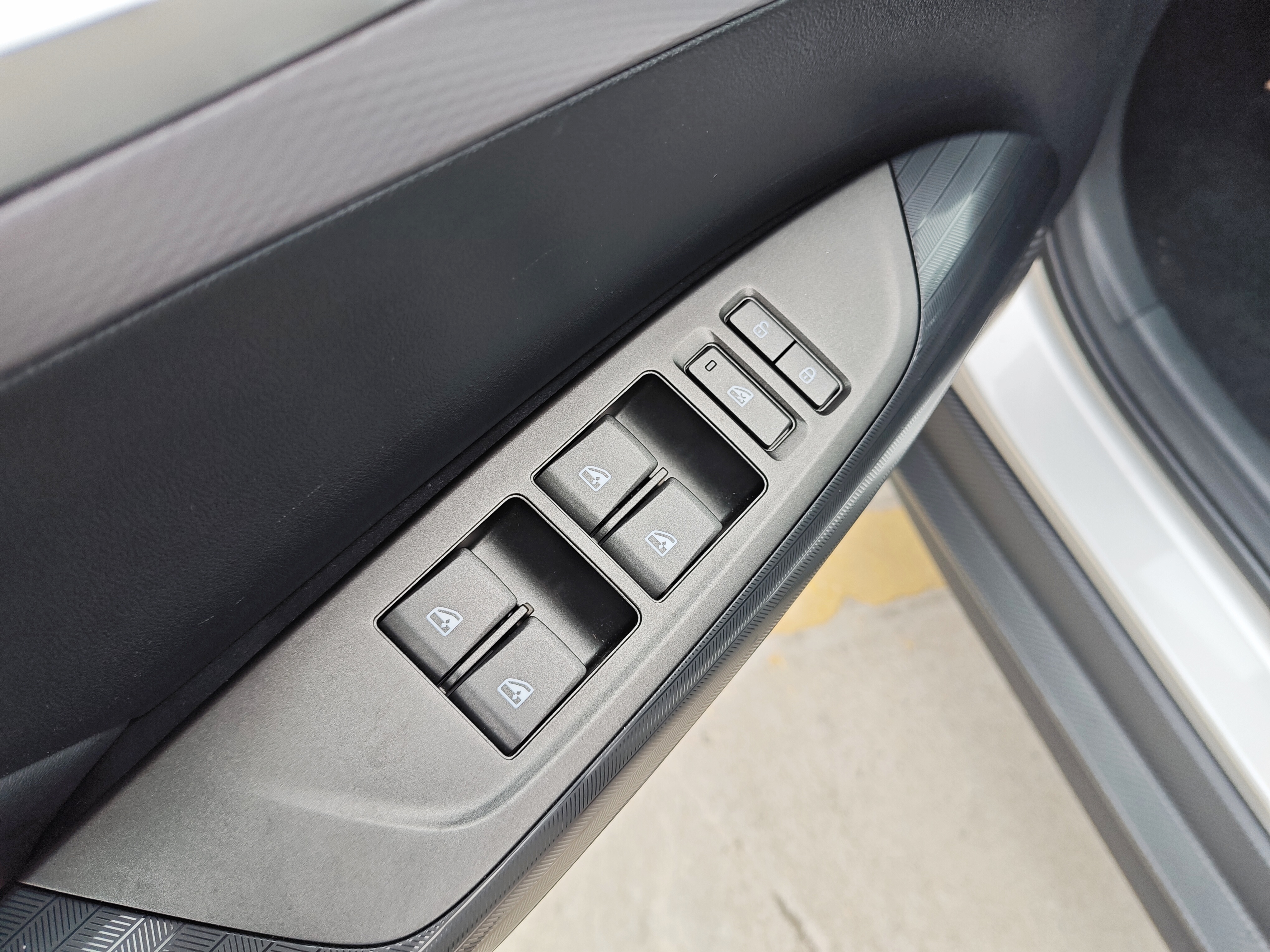 Changan EadoPHEV 2025 #17 Changan EadoPHEV 2025 изображение автомобиля #17