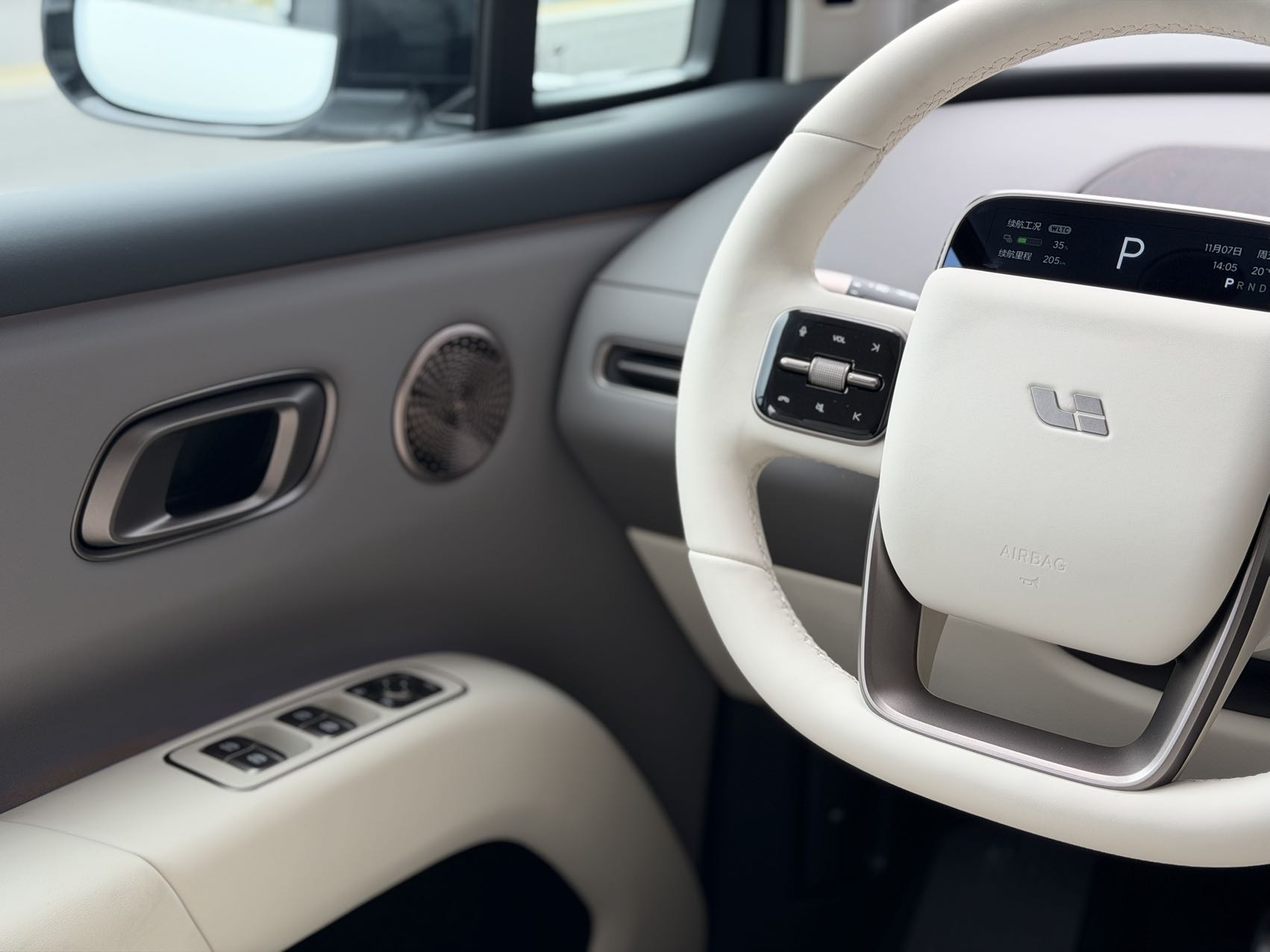 理想汽车 理想i6 2025 汽车图片 #17