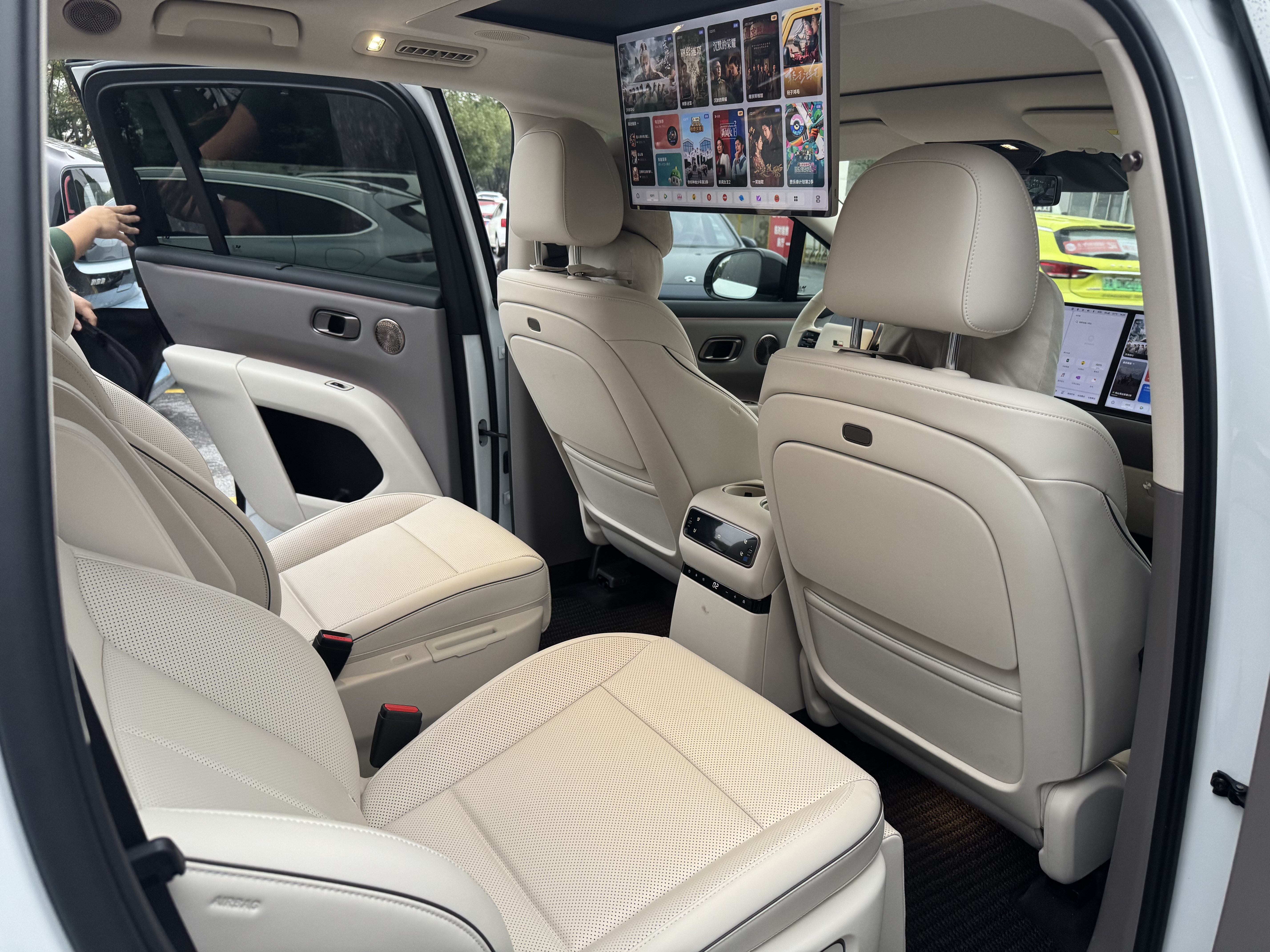 Li i6 2025 imagen de coche #17