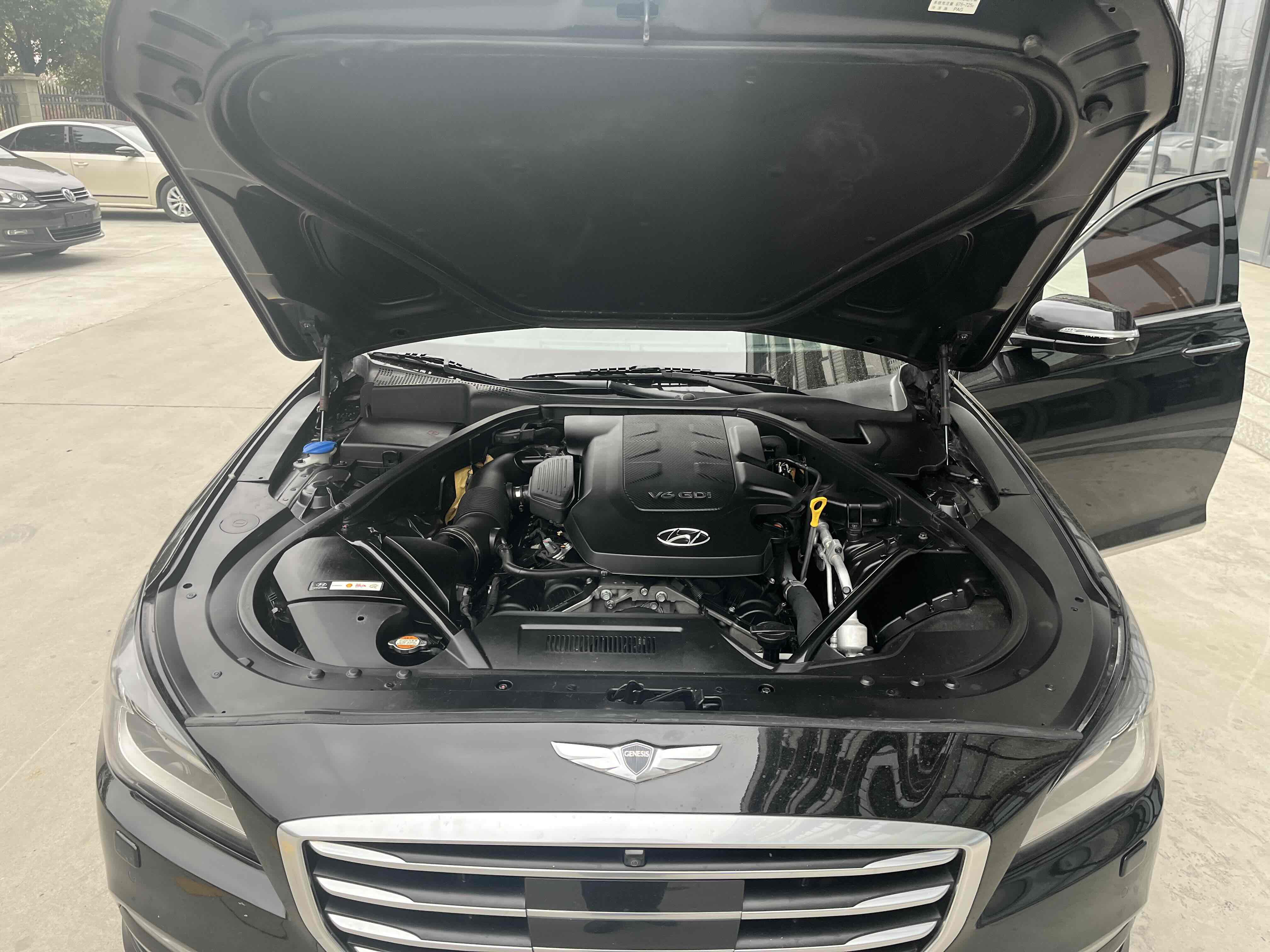 Hyundai Genesis 2014 immagine di auto #17