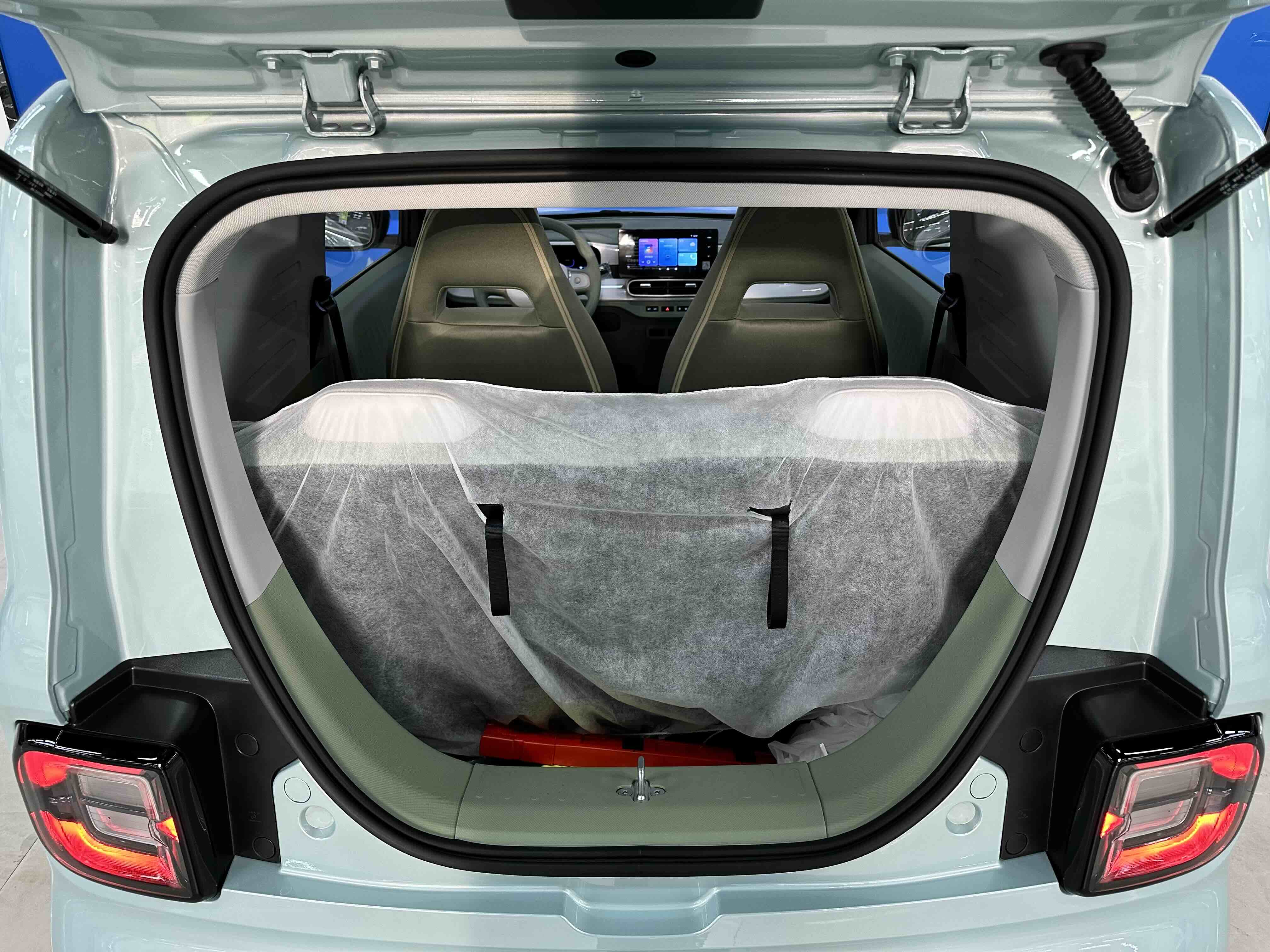 Livan 2026 #17 Livan 2026 imagen de coche #17
