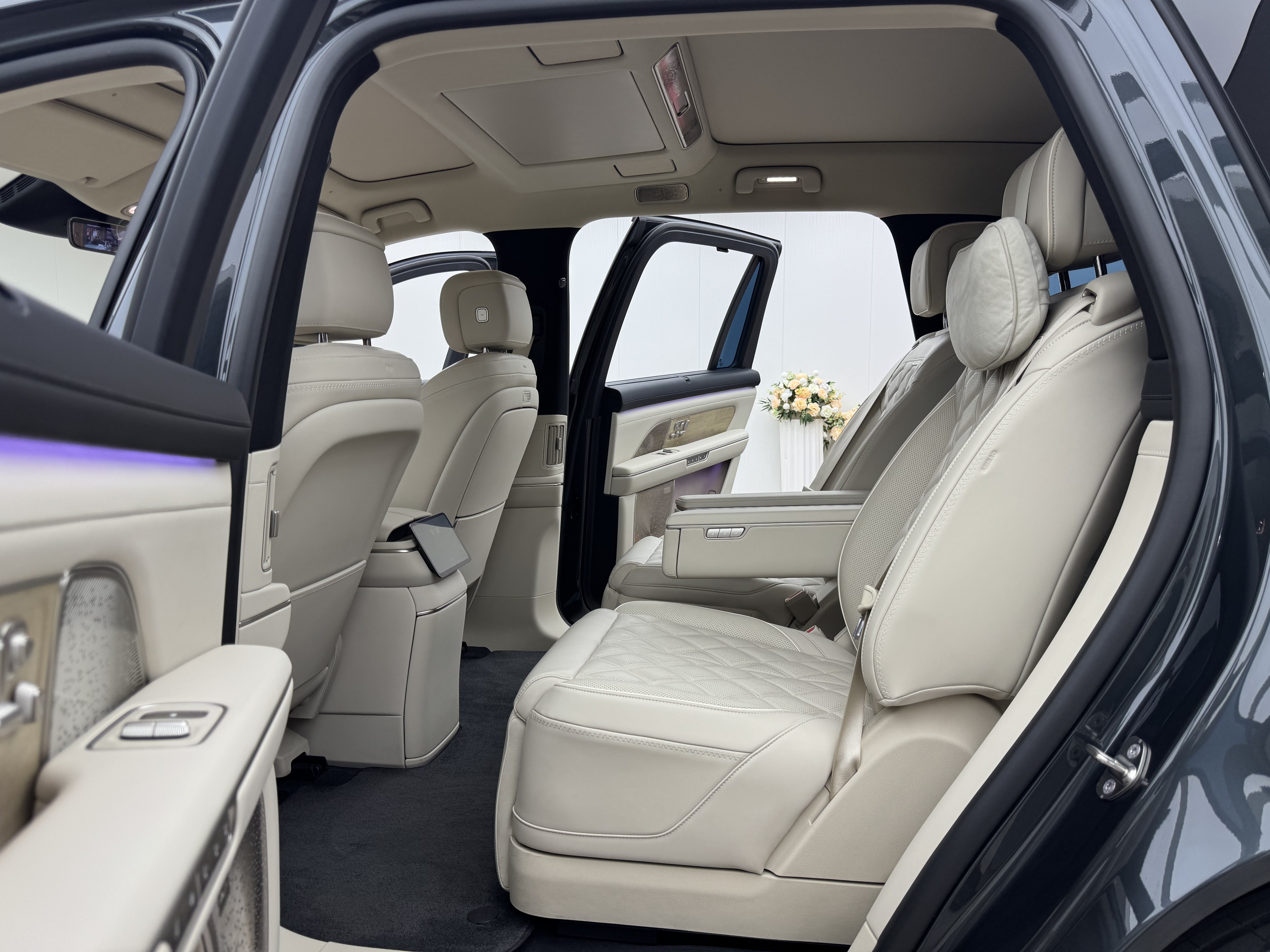 蔚来 蔚来ES8 2025 汽车图片 #17