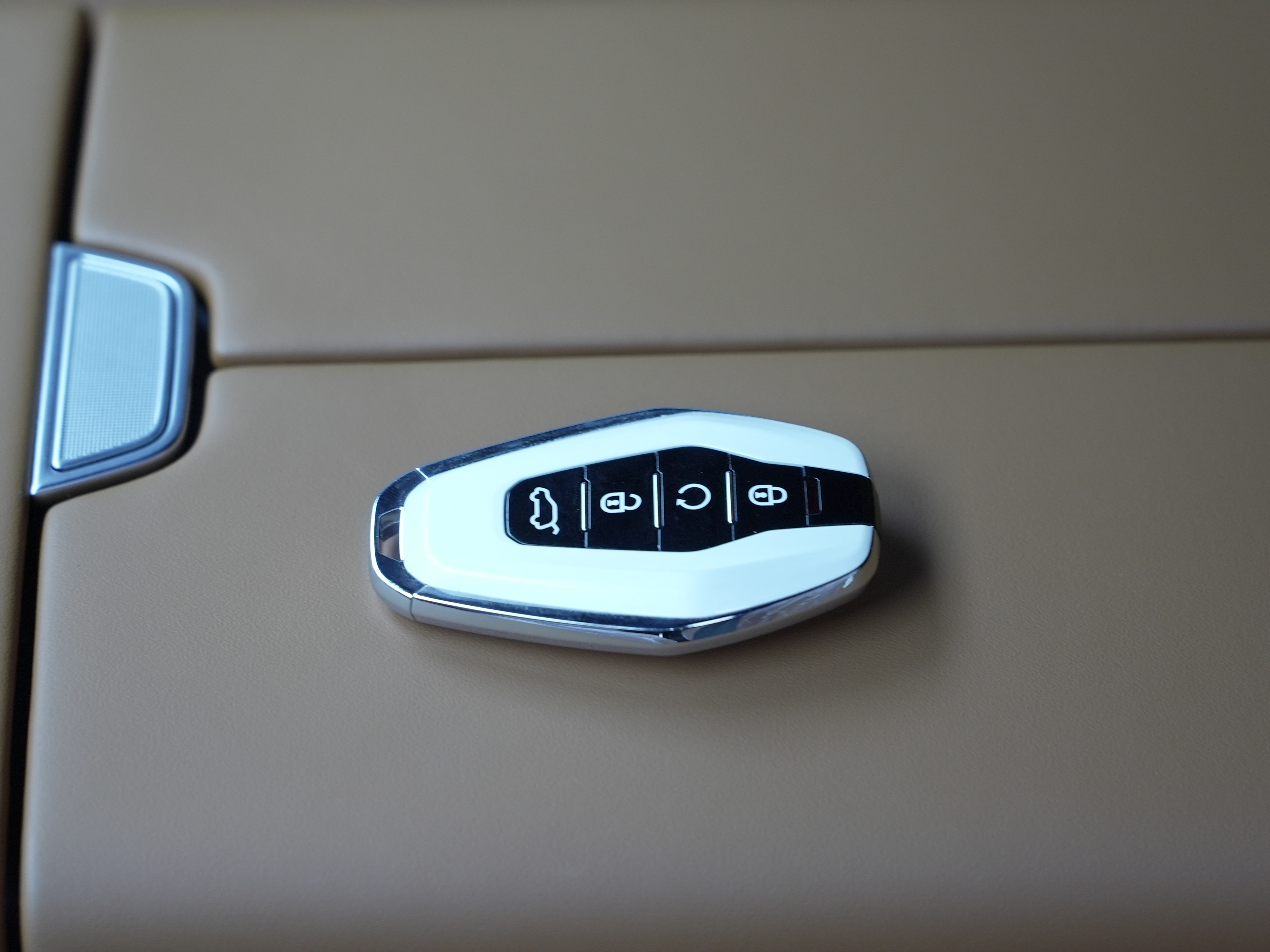 Jetour X70L 2026 car image #17