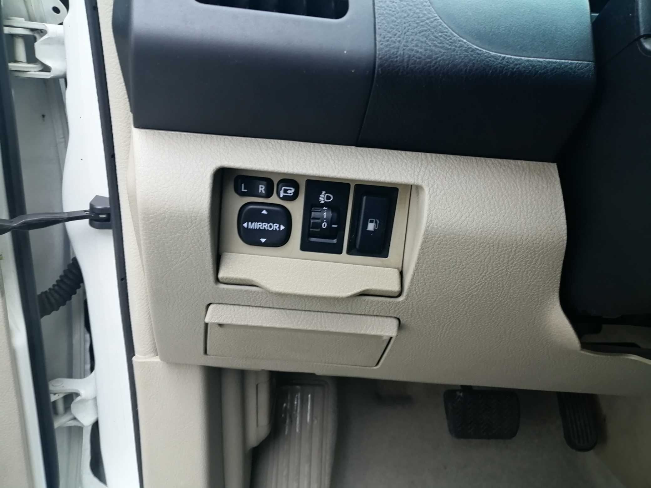 BYD S6 2013 car image #17