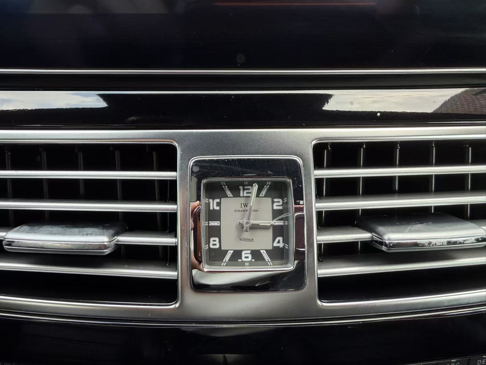 Mercedes-Benz CLS AMG 2016 car image #17