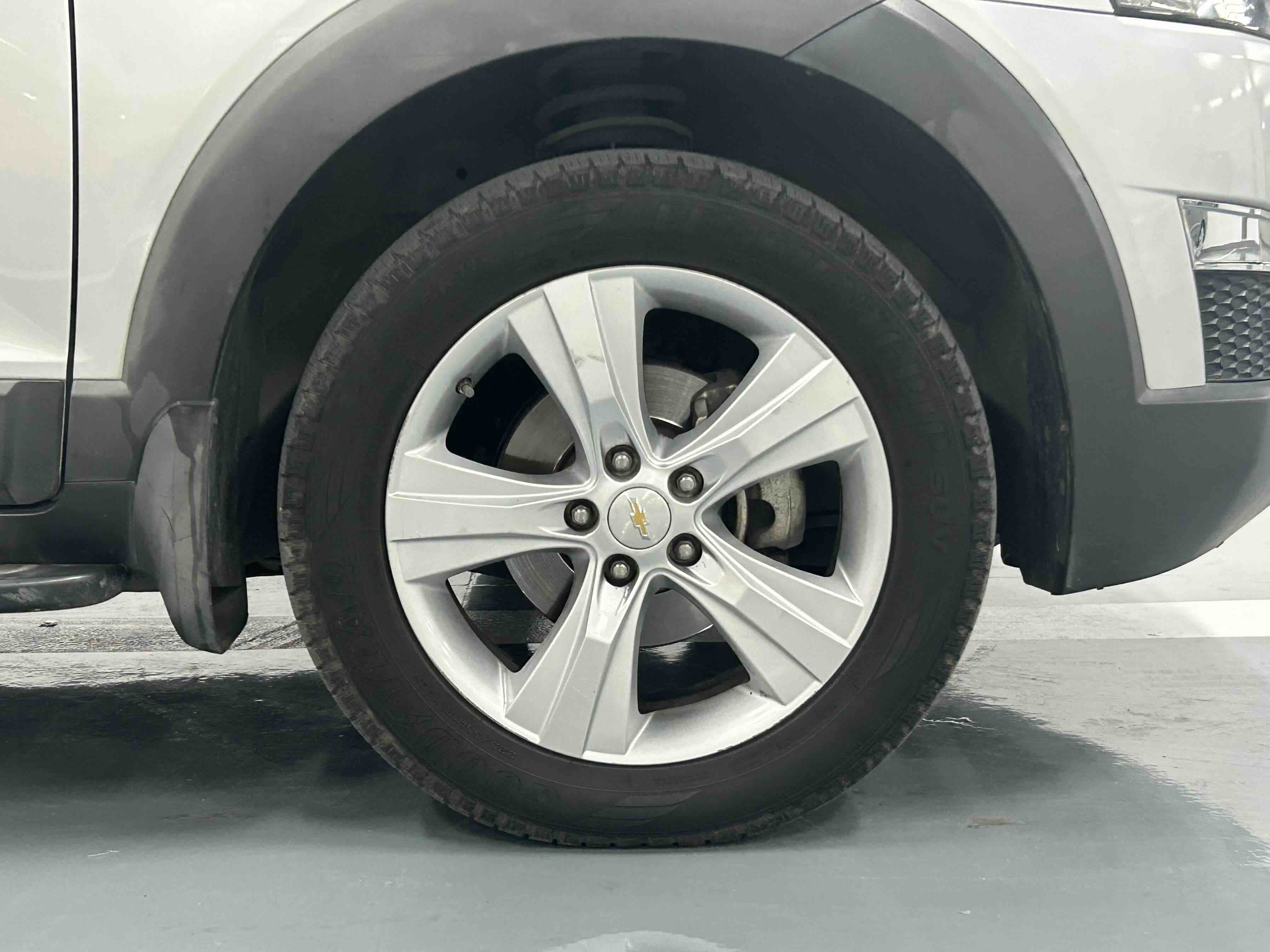 Chevrolet Captiva 2012 #17 Chevrolet Captiva 2012 car image #17