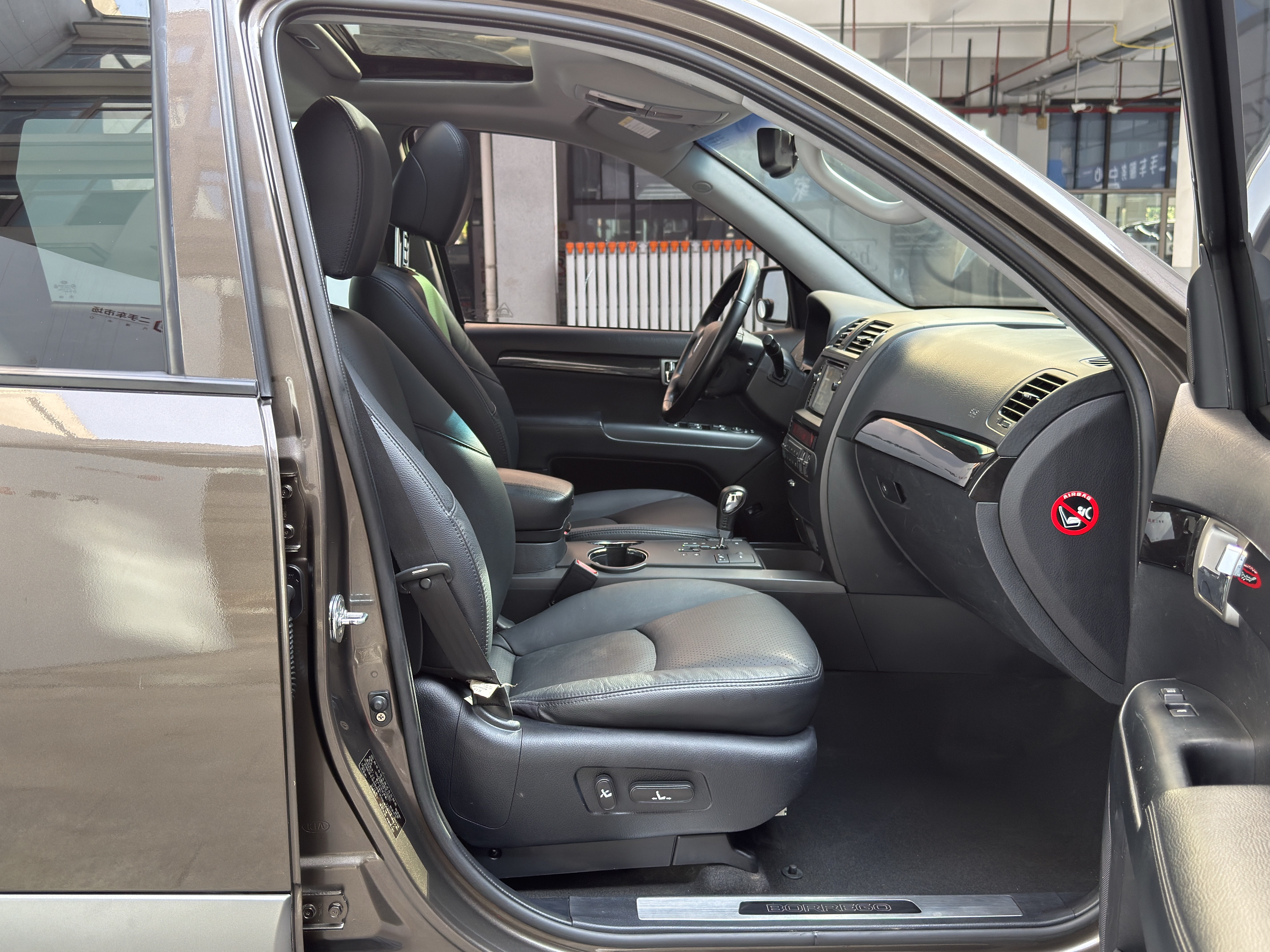 起亚 霸锐 2015 汽车图片 #17