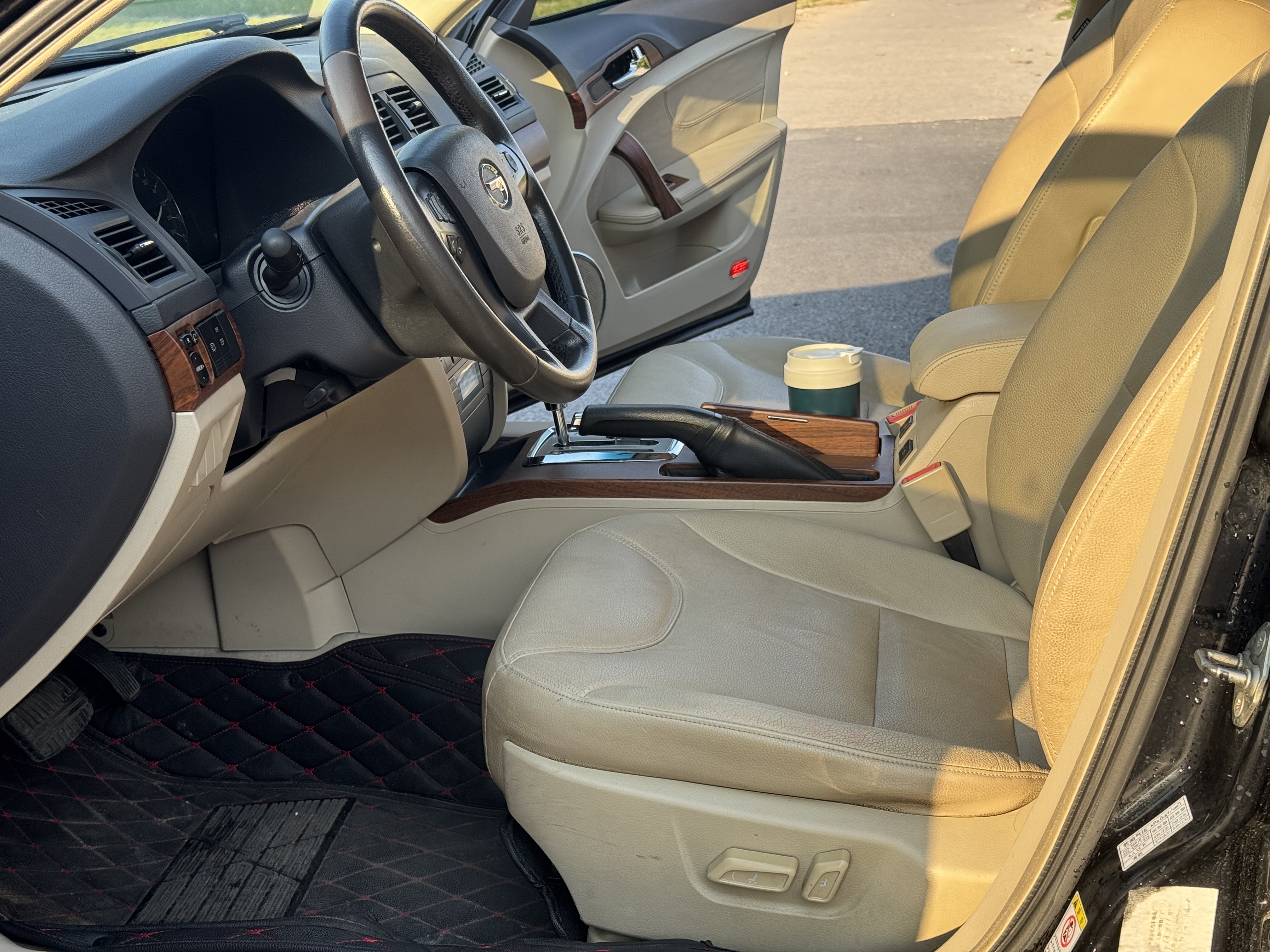 GAC Trumpchi GA5 2013 #17 GAC Trumpchi GA5 2013 car image #17