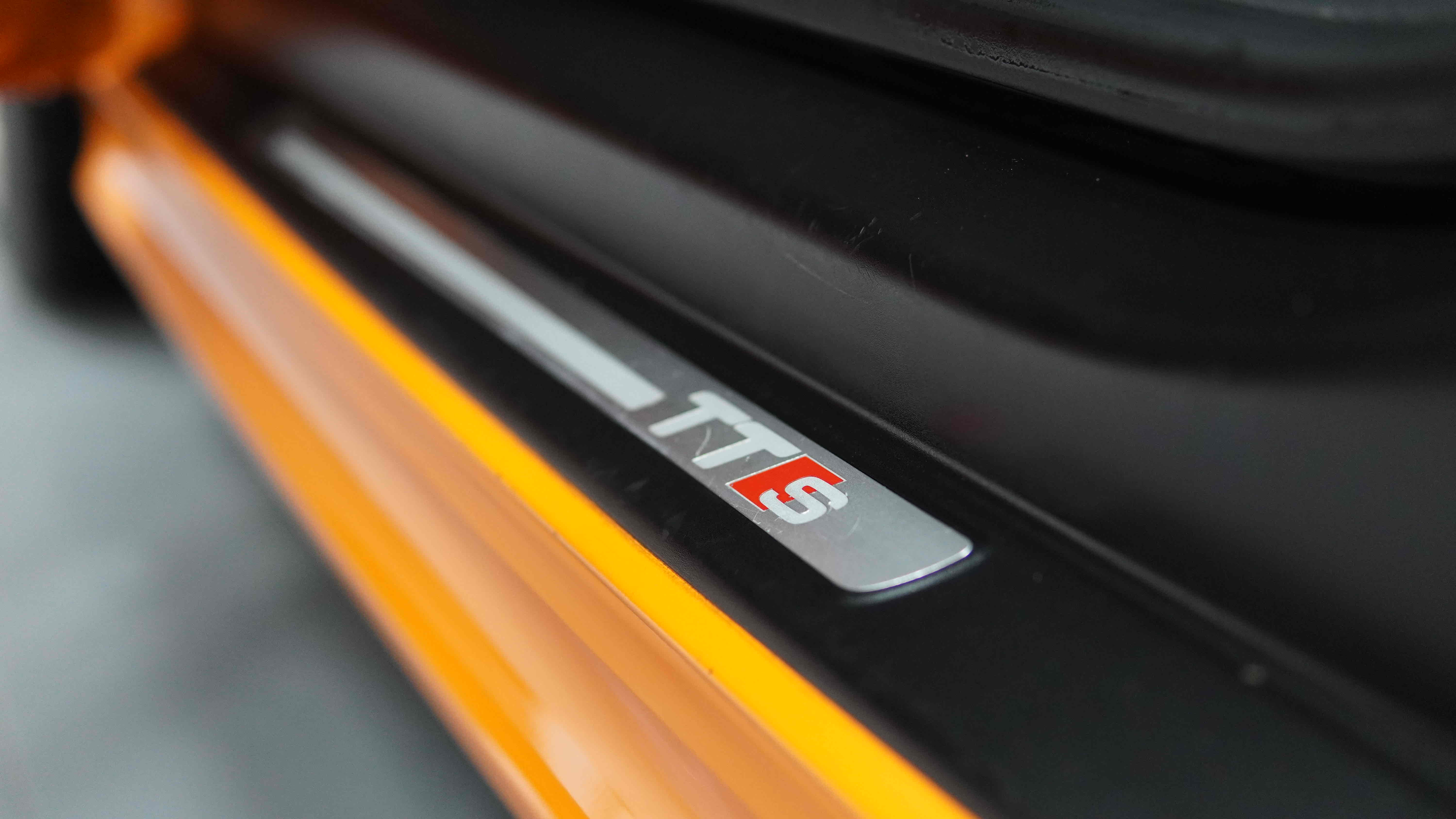 Audi TTS 2009 car image #17