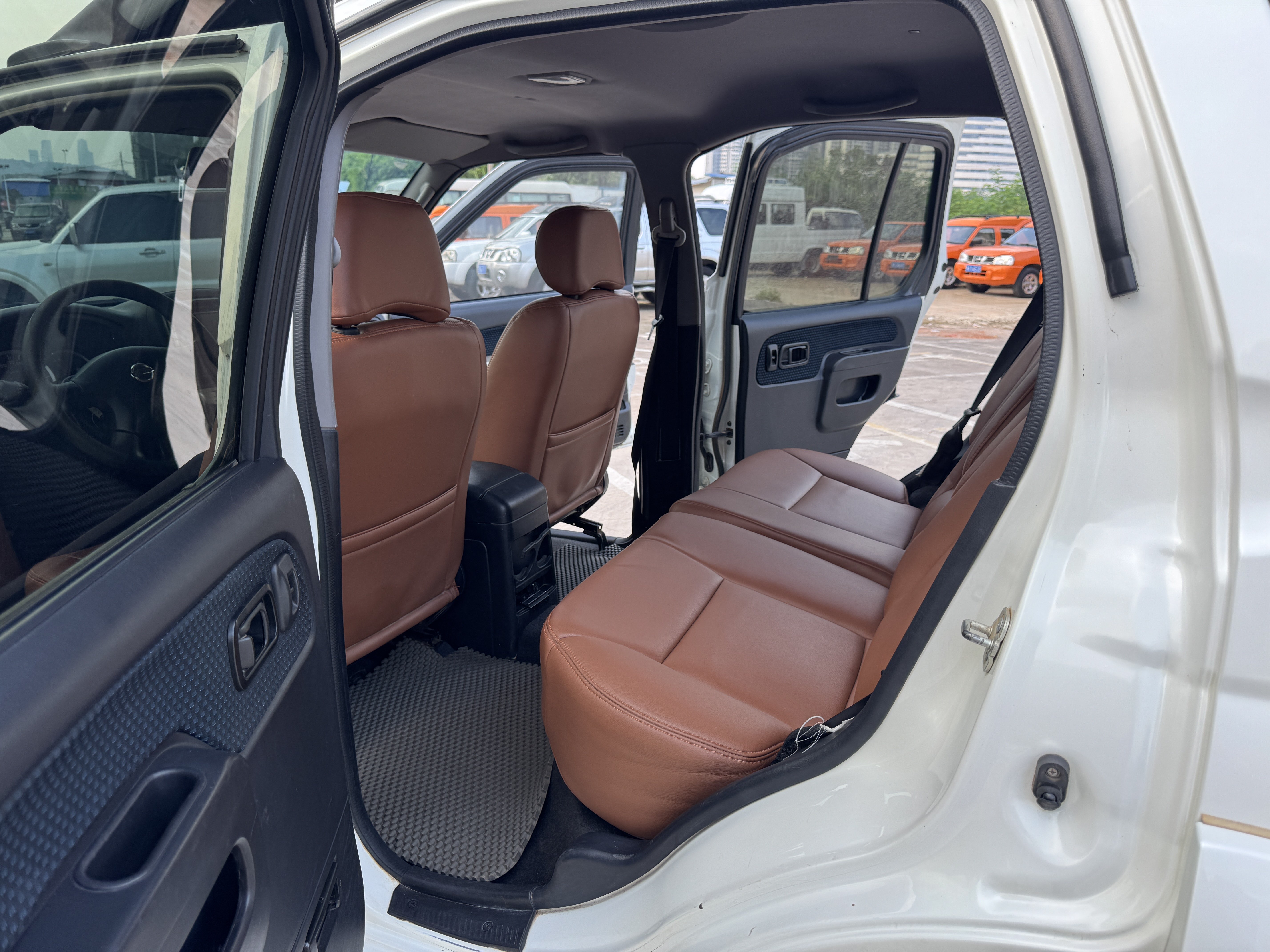 日产 日产帕拉丁 2016 汽车图片 #17