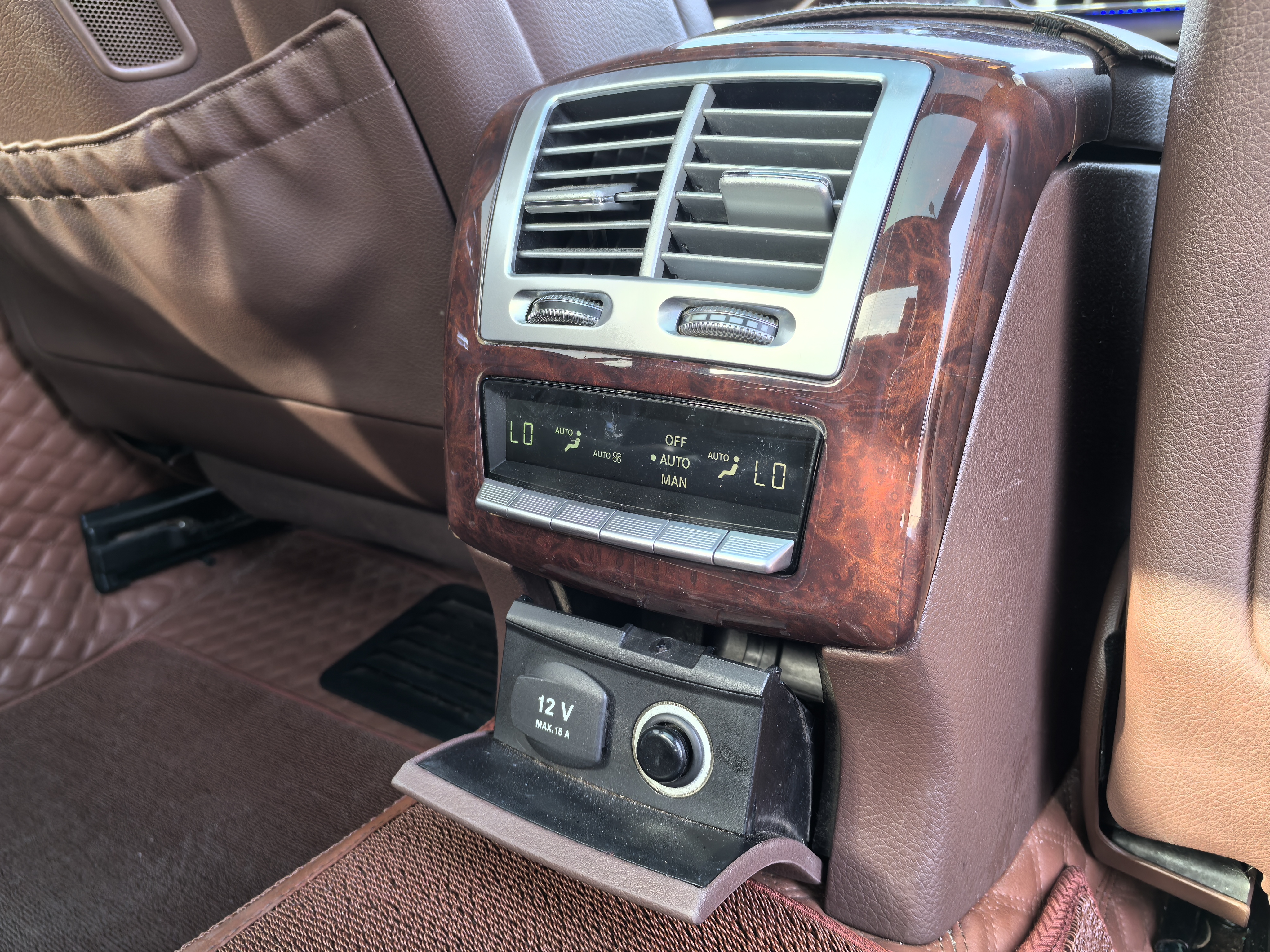 Mercedes-Benz S Class 2012 صورة سيارة #17