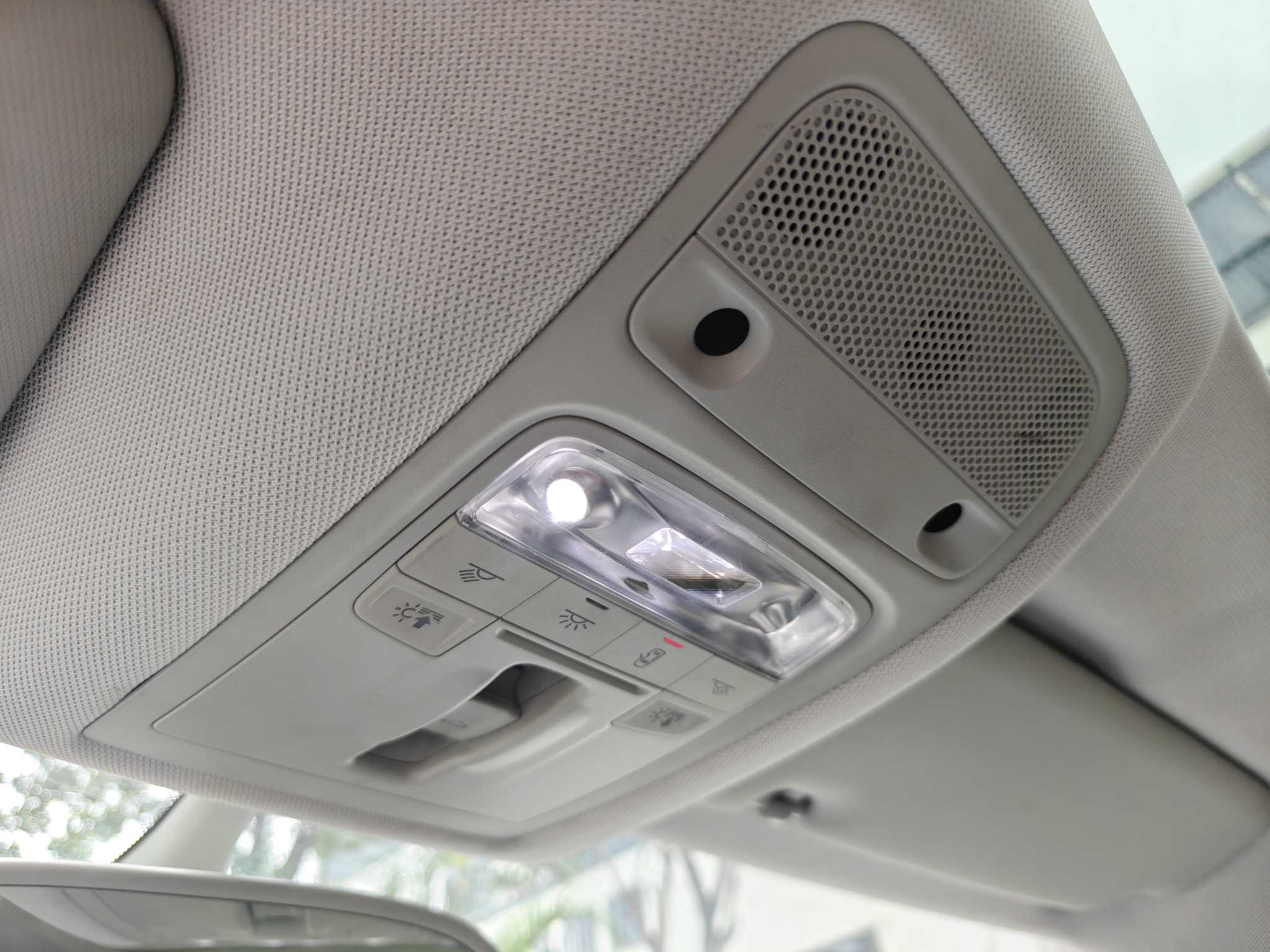 Audi Q3 (Imported) 2014 car image #17