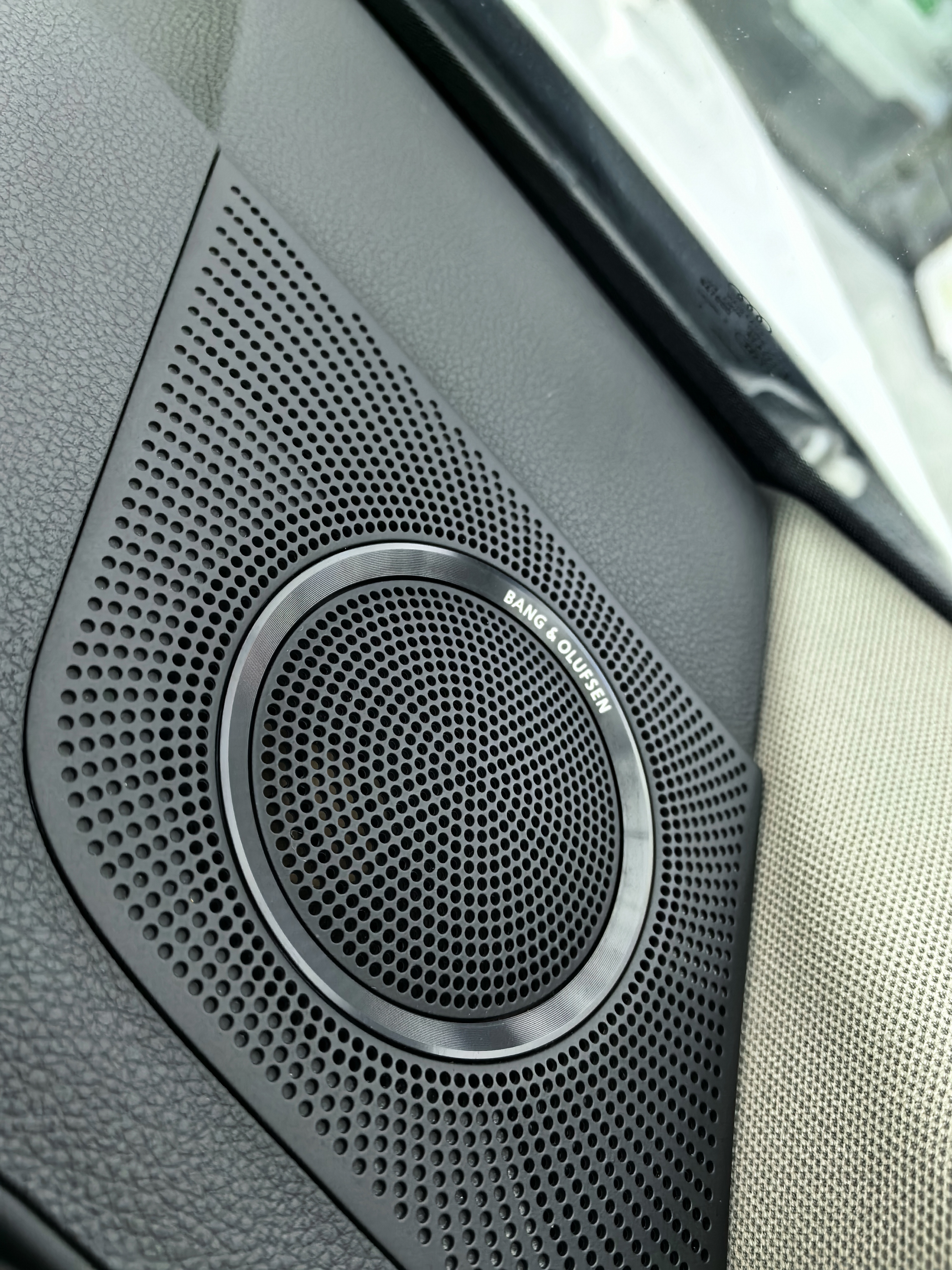 Audi Q5 (Imported) 2011 #17 Audi Q5 (Imported) 2011 car image #17