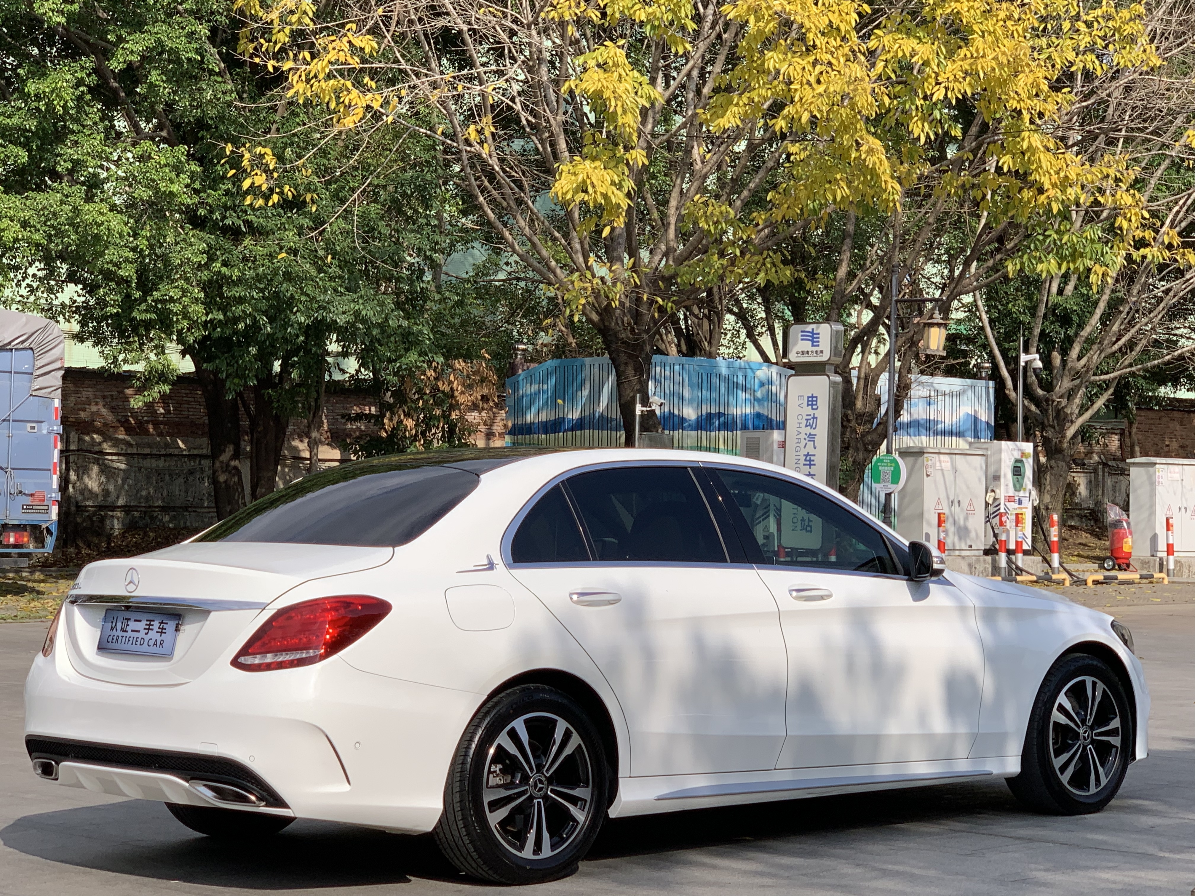 Mercedes-Benz C Class 2015 صورة سيارة #17