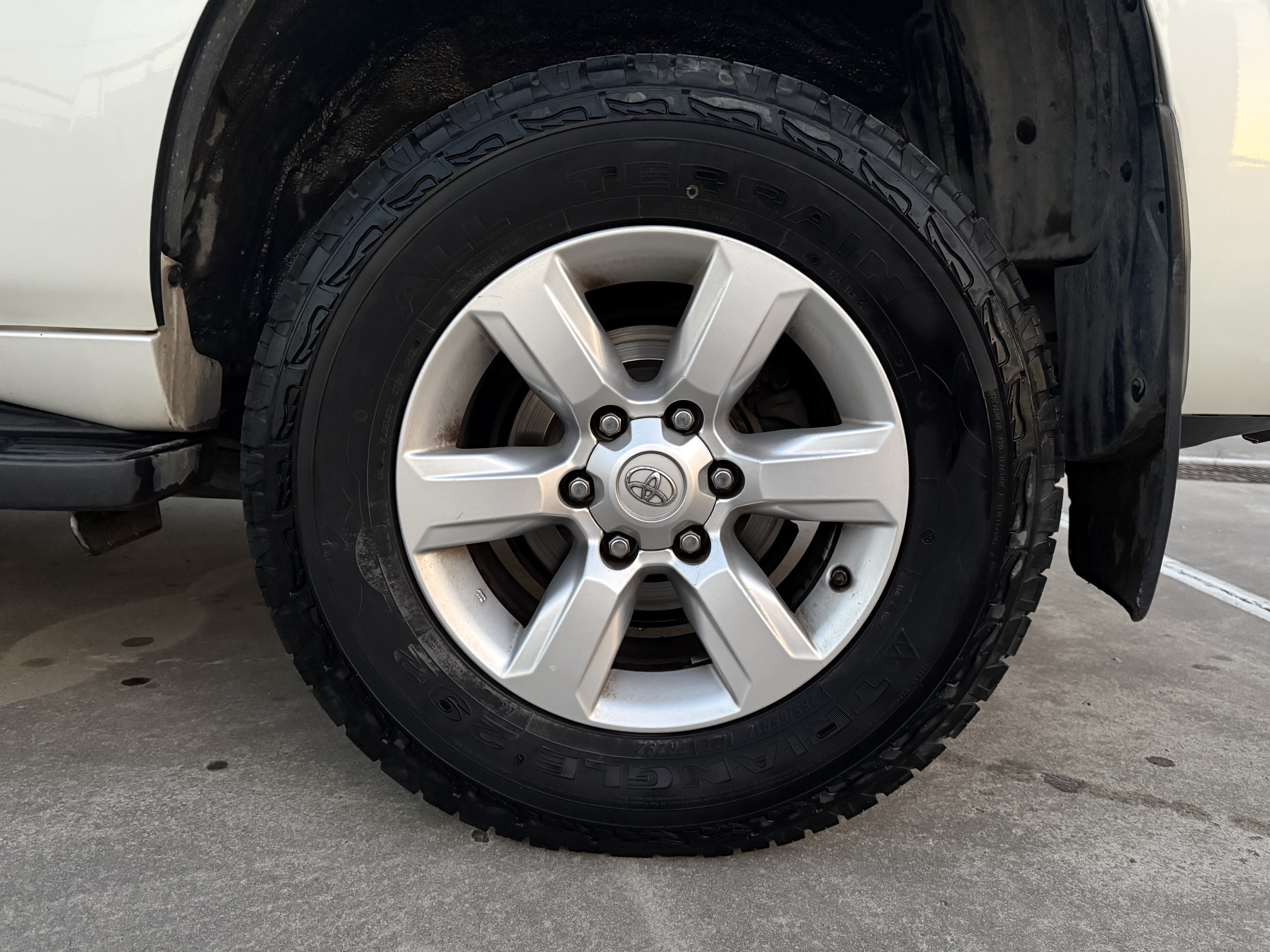 丰田 普拉多 2015 汽车图片 #17