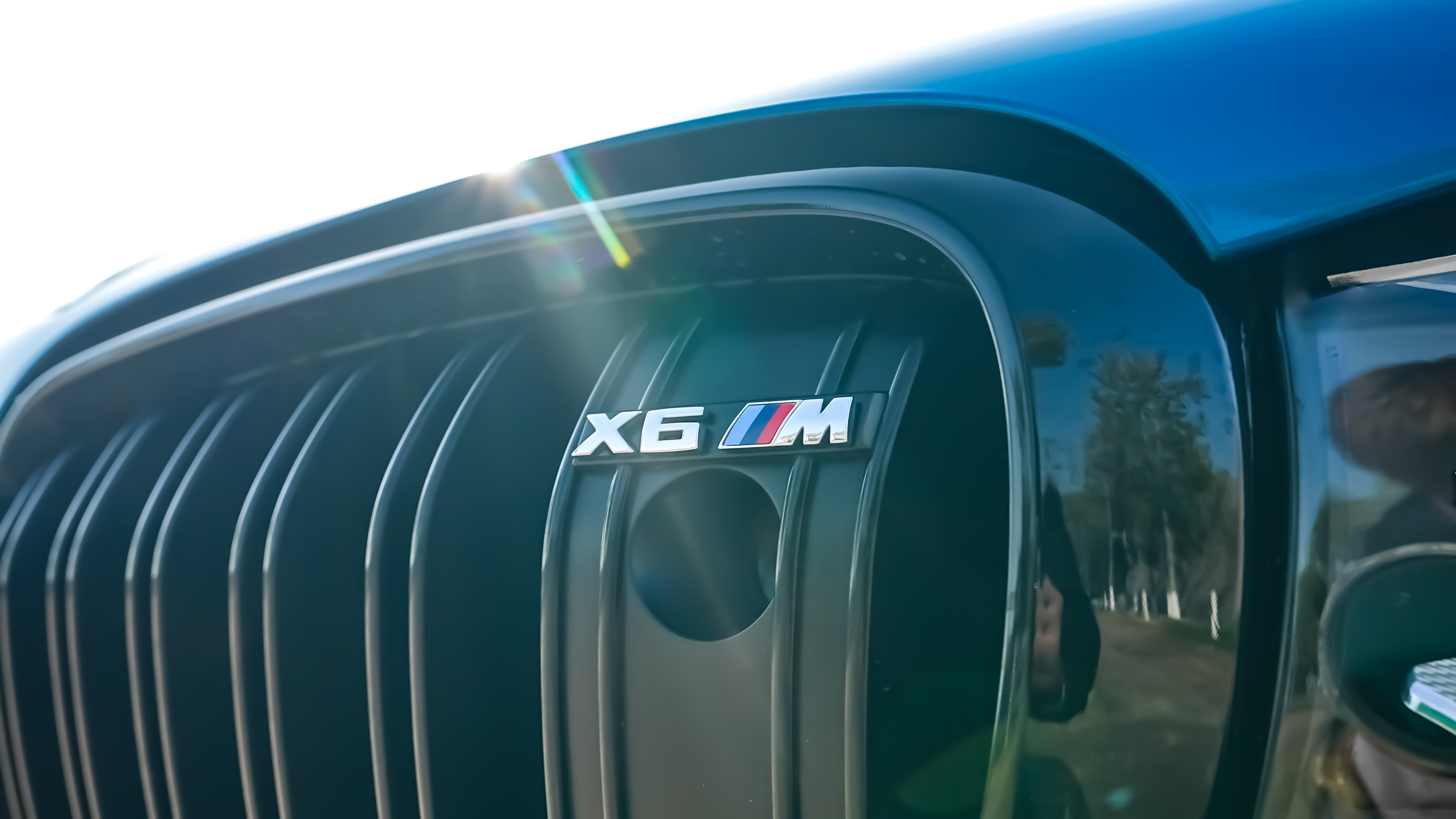 BMW X6 M 2016 car image #17