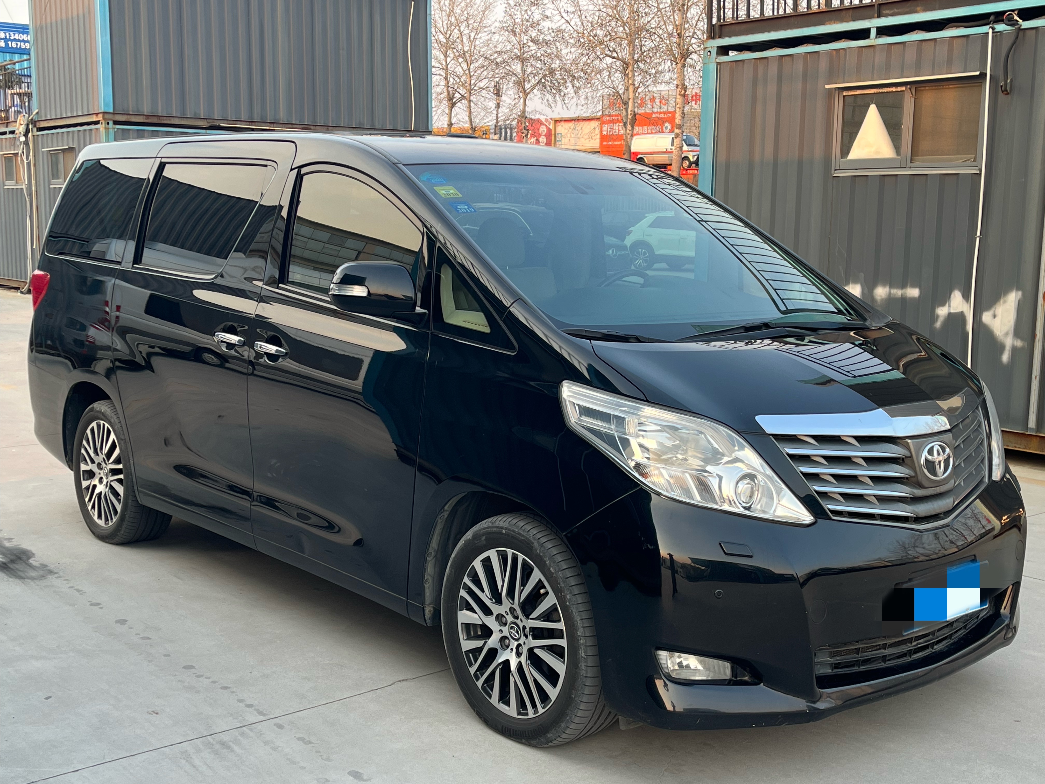 Toyota Alphard 2011 car image #17